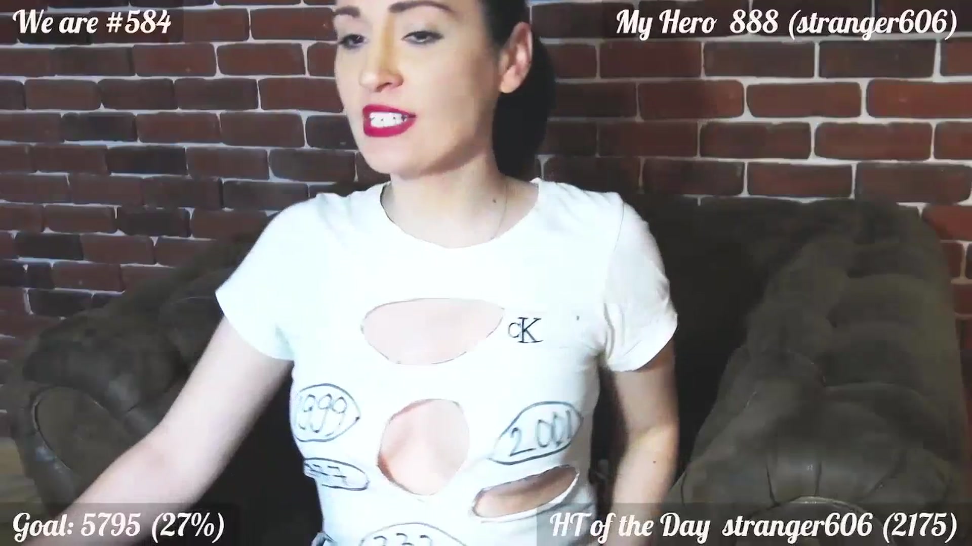Gallery image thumbnail from QuinnieSmile's myfreecams stream on, 03/15/2024, 12:36 image 6 of 20