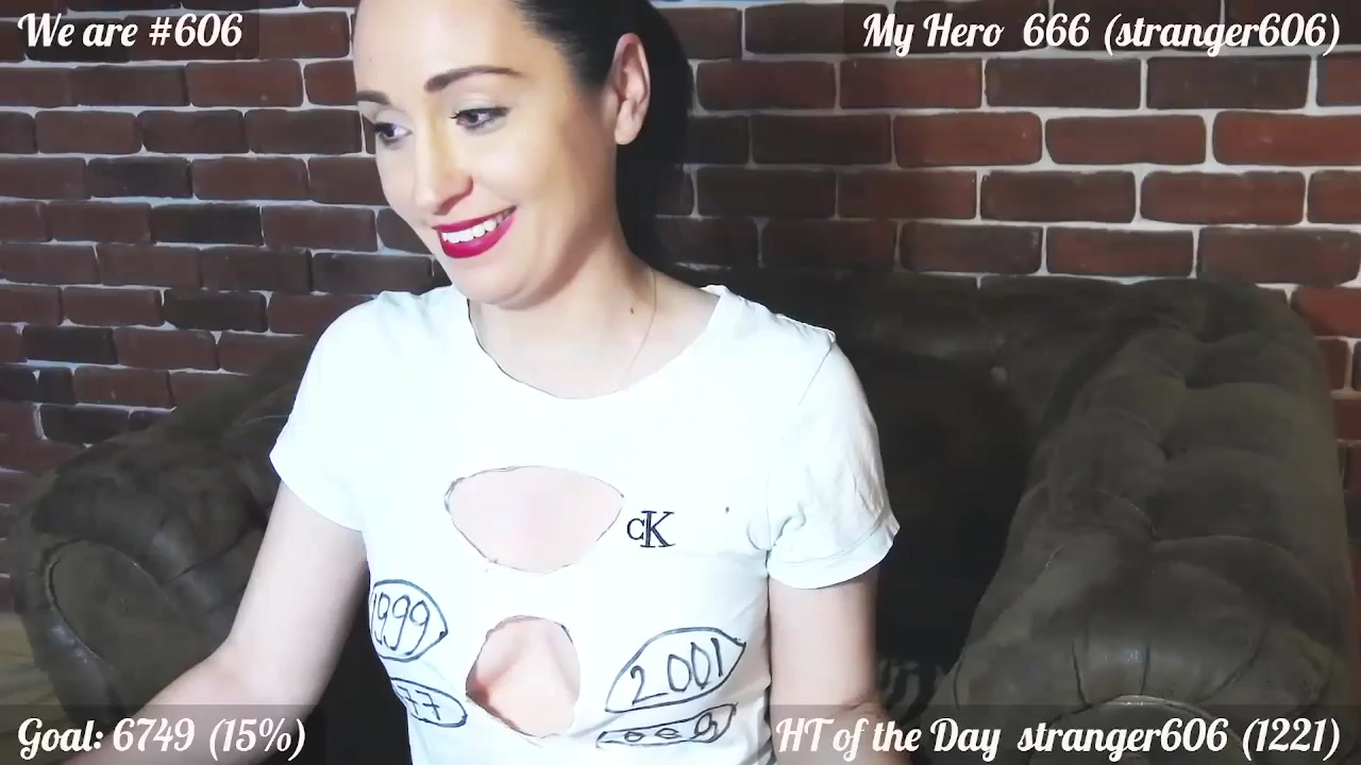 Gallery image thumbnail from QuinnieSmile's myfreecams stream on, 03/15/2024, 12:36 image 3 of 20