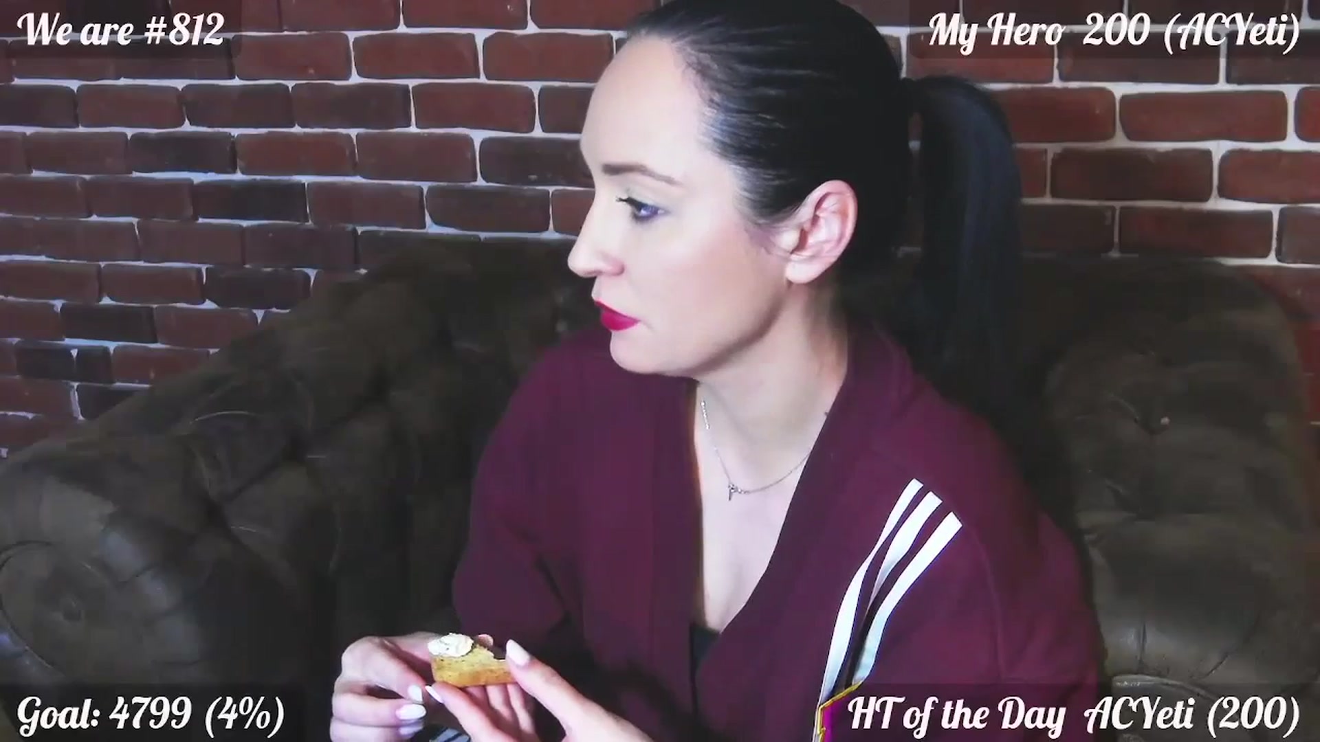 Gallery image thumbnail from QuinnieSmile's myfreecams stream on, 03/22/2024, 12:30 image 10 of 20