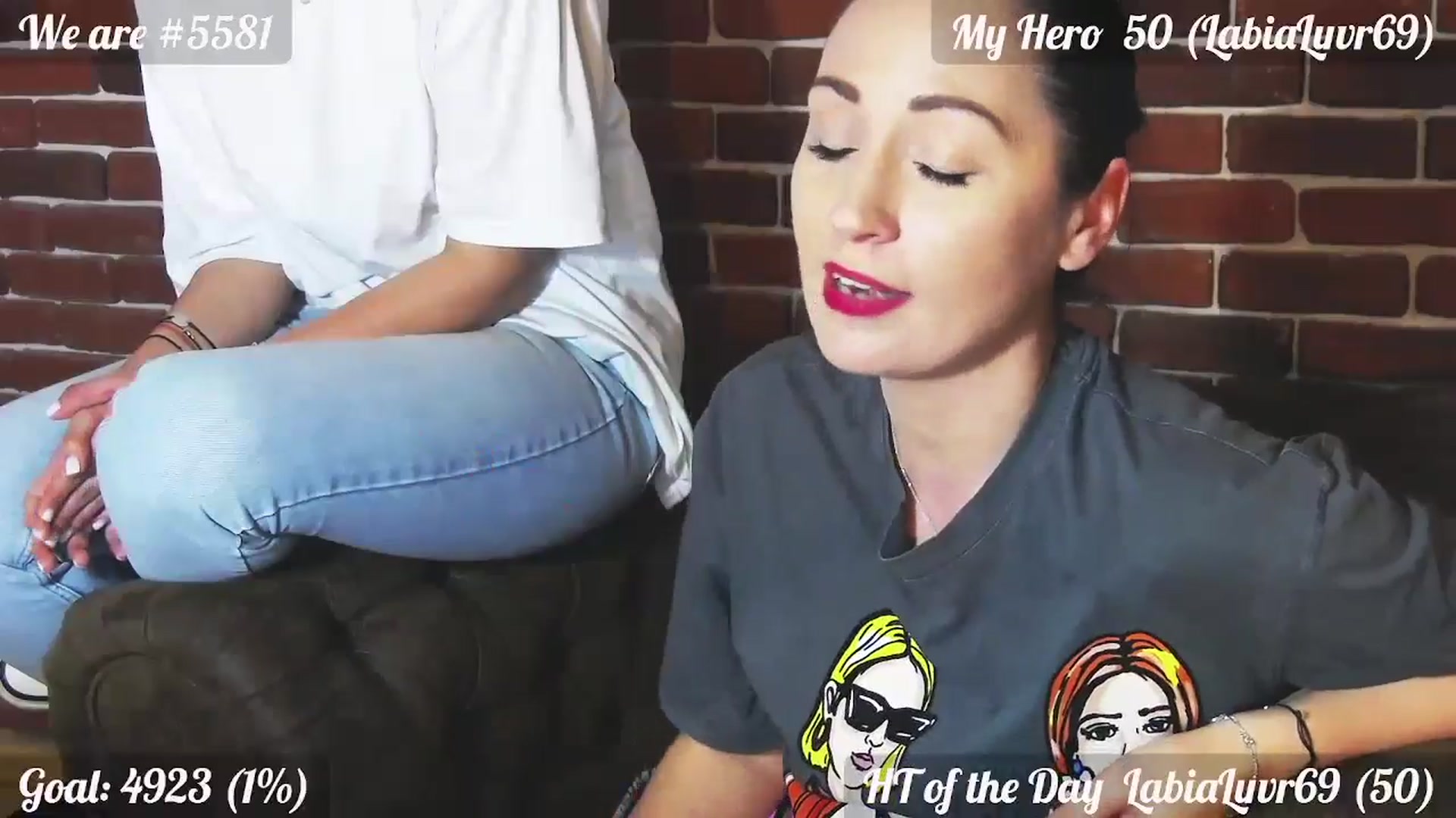 Gallery image thumbnail from QuinnieSmile's myfreecams stream on, 05/08/2024, 11:59 image 13 of 20
