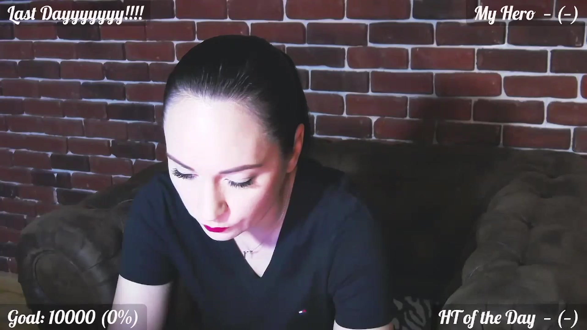 Gallery image thumbnail from QuinnieSmile's myfreecams stream on, 05/15/2024, 07:40 image 7 of 20