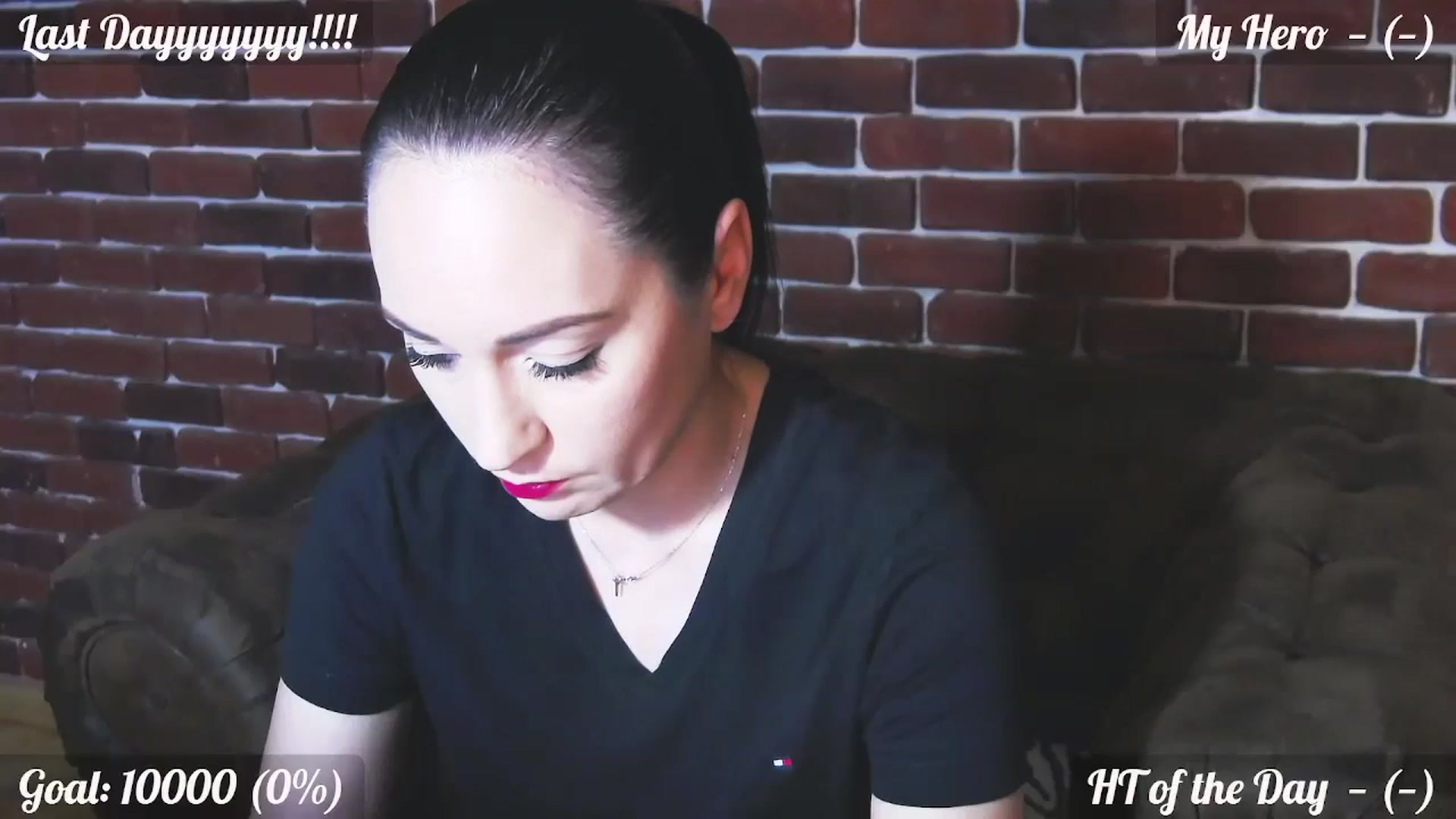 Gallery image thumbnail from QuinnieSmile's myfreecams stream on, 05/15/2024, 07:40 image 8 of 20