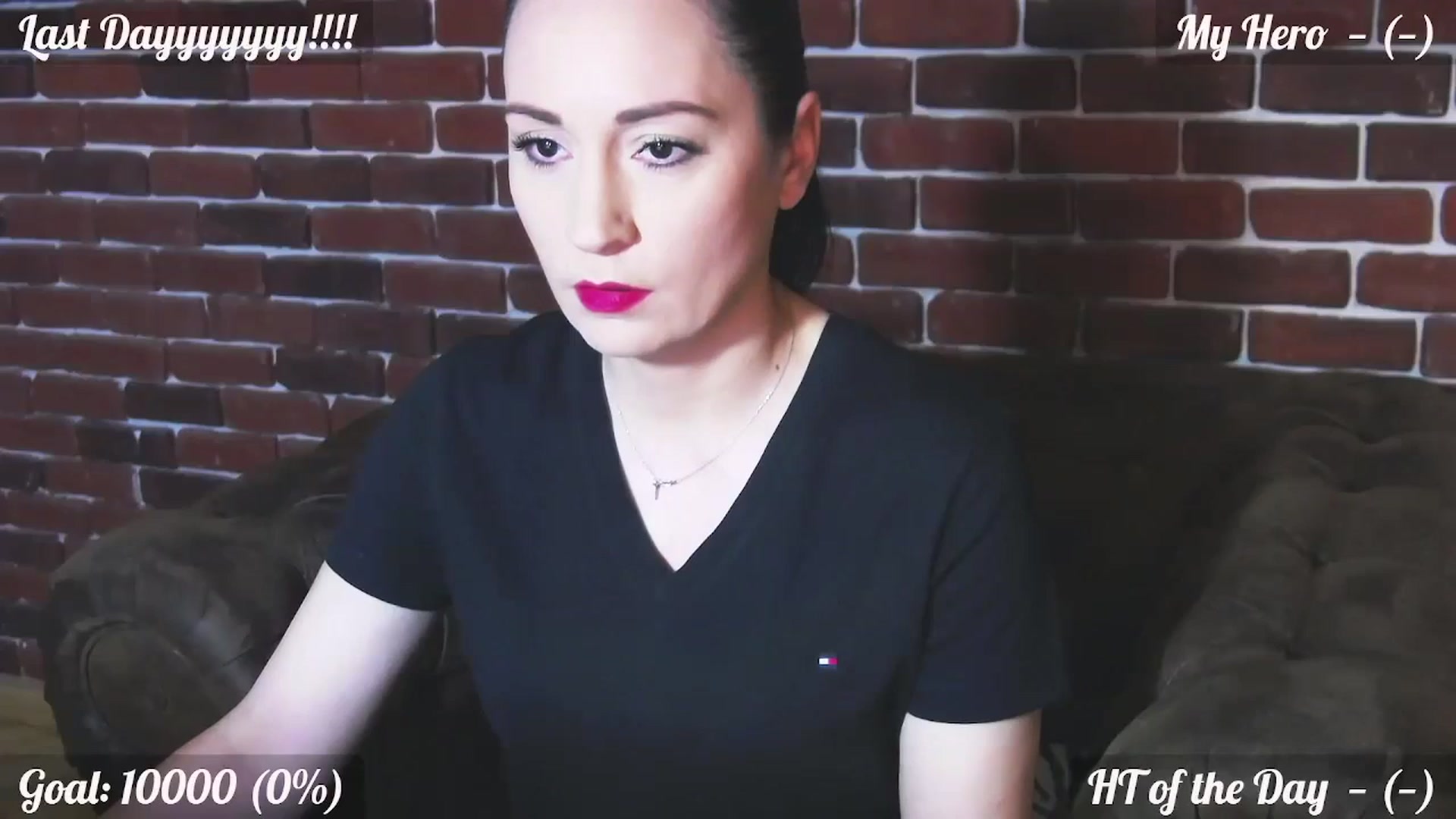 Gallery image thumbnail from QuinnieSmile's myfreecams stream on, 05/15/2024, 07:40 image 10 of 20