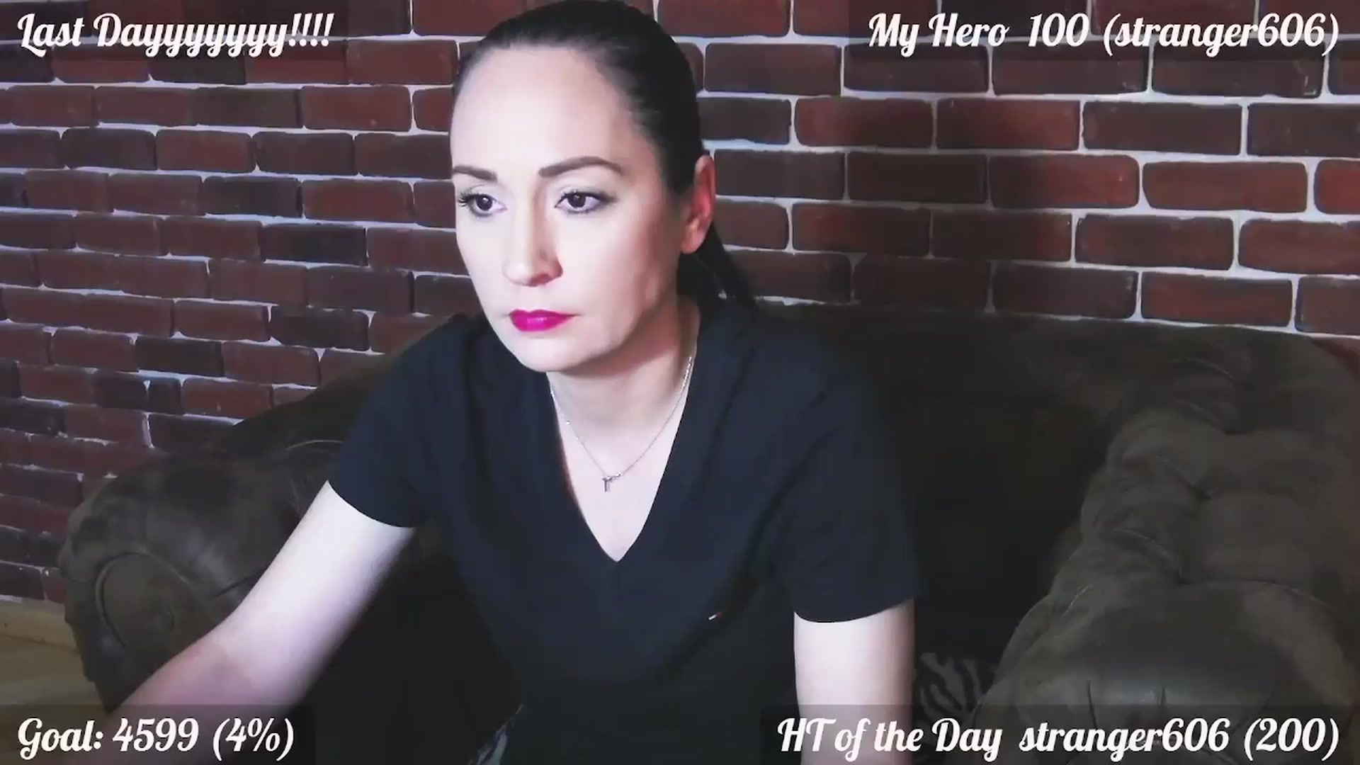 Gallery image thumbnail from QuinnieSmile's myfreecams stream on, 05/15/2024, 11:38 image 18 of 20