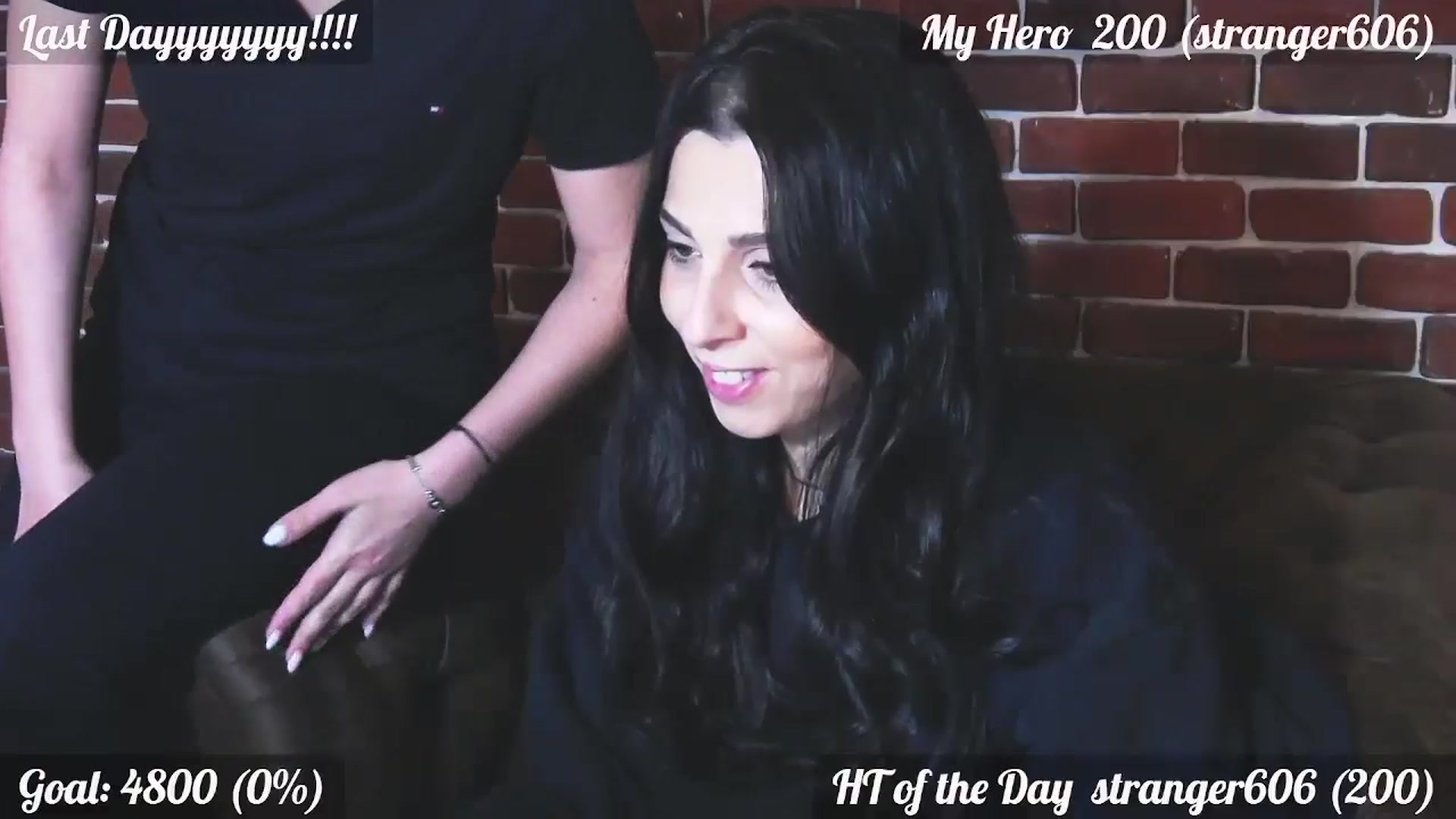 Gallery image thumbnail from QuinnieSmile's myfreecams stream on, 05/15/2024, 11:38 image 5 of 20