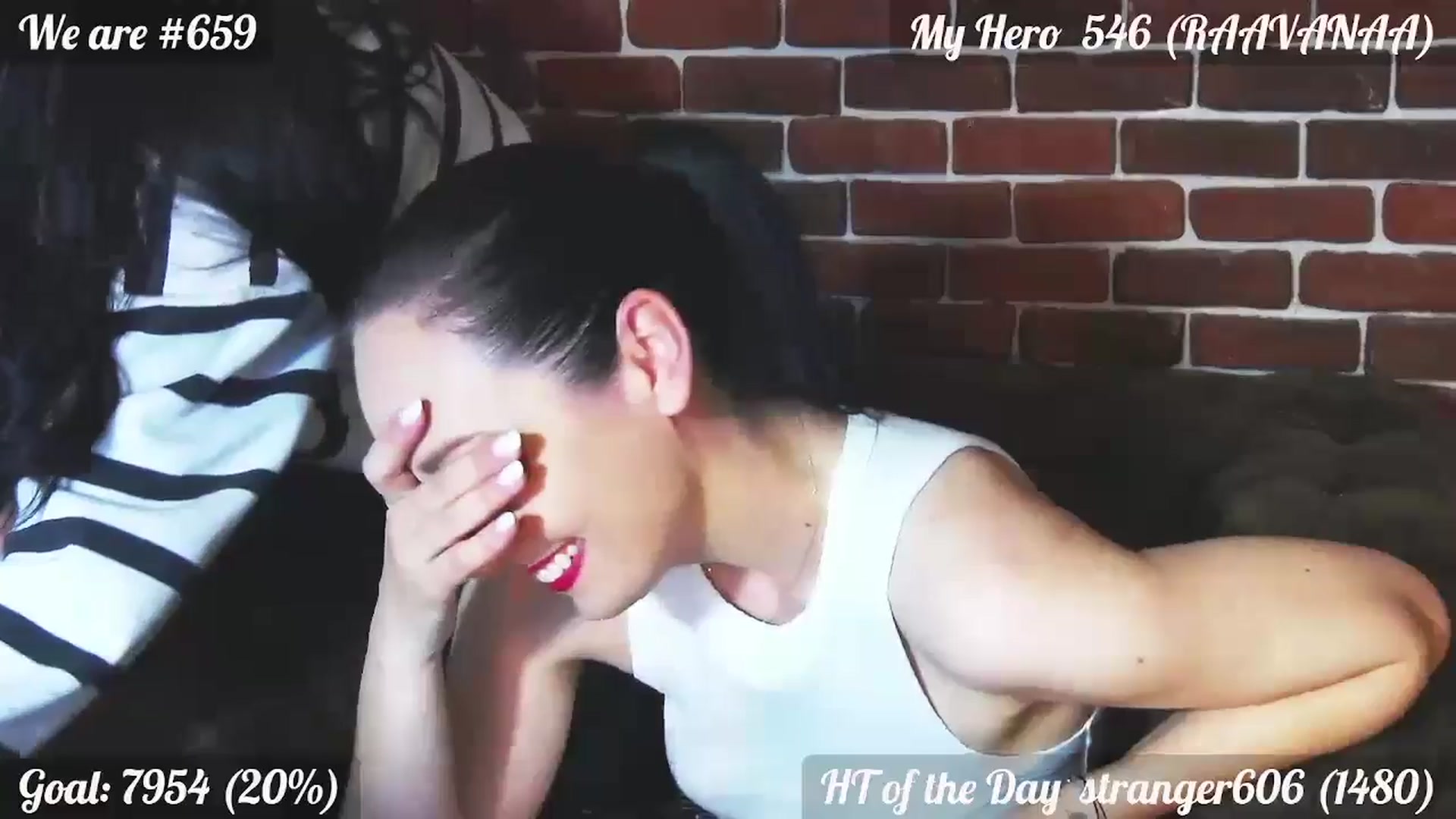 Gallery image thumbnail from QuinnieSmile's myfreecams stream on, 05/17/2024, 12:00 image 14 of 20
