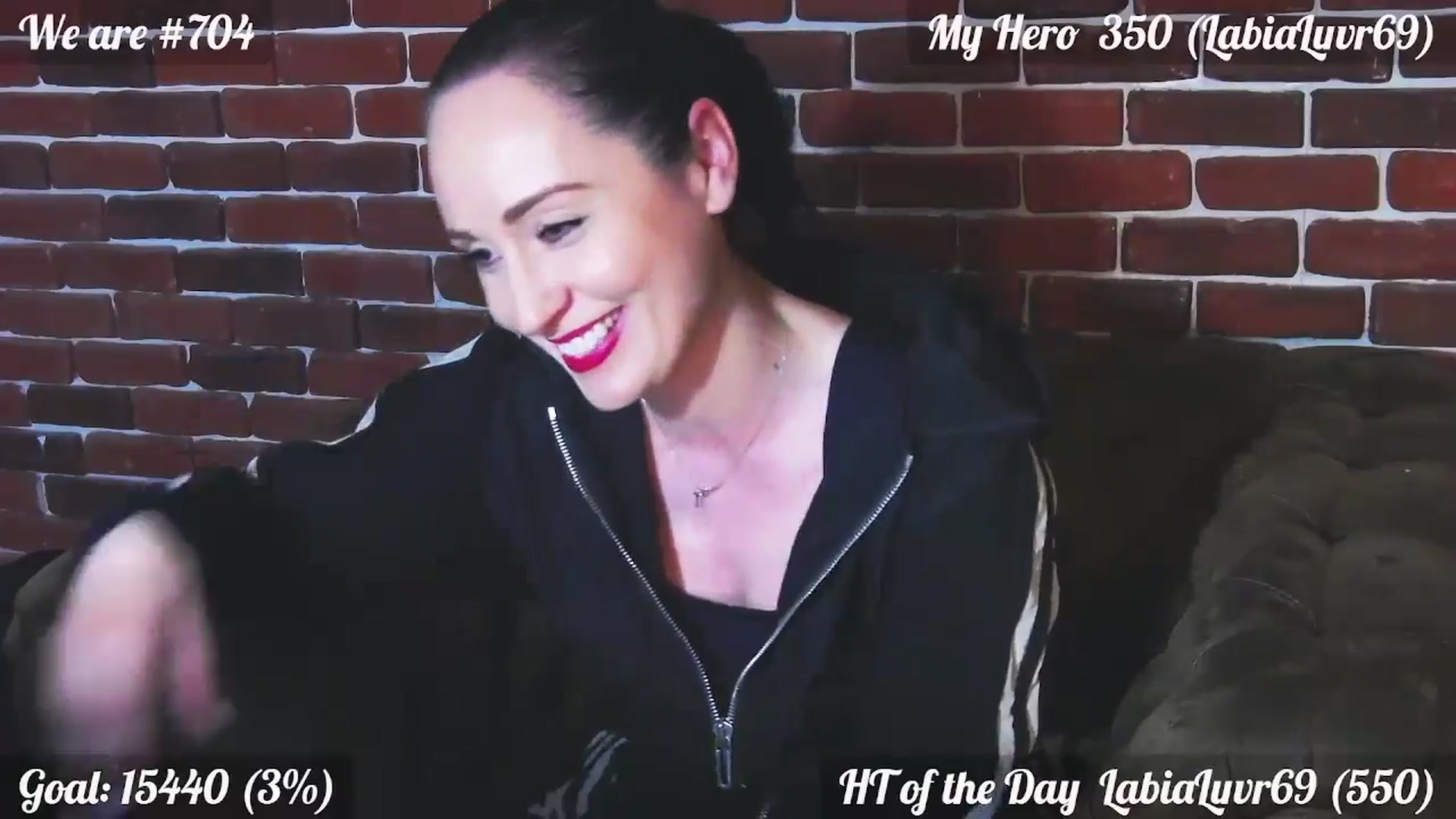 Gallery image thumbnail from QuinnieSmile's myfreecams stream on, 05/18/2024, 11:05 image 13 of 20
