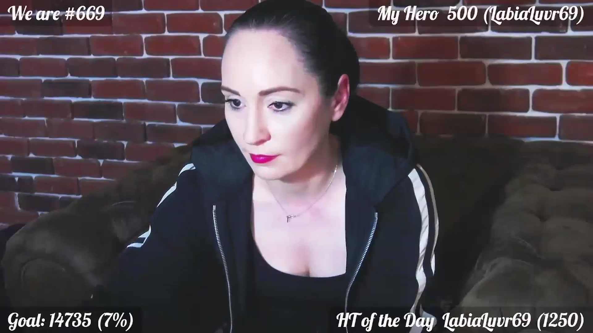 Gallery image thumbnail from QuinnieSmile's myfreecams stream on, 05/18/2024, 12:08 image 4 of 20