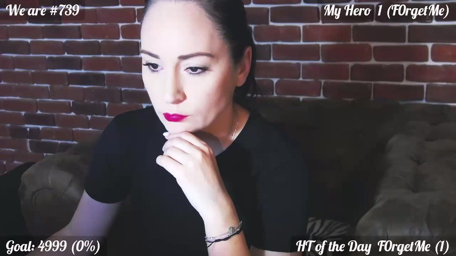 Gallery image thumbnail from QuinnieSmile's myfreecams stream on, 05/20/2024, 06:55 image 7 of 20