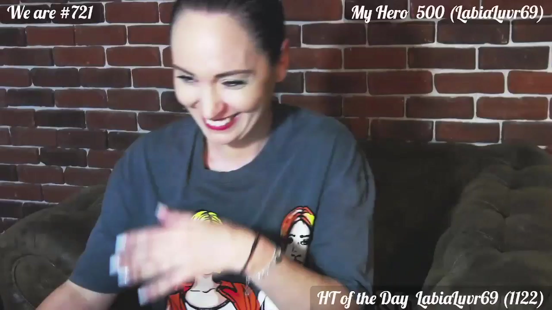 Gallery image thumbnail from QuinnieSmile's myfreecams stream on, 05/25/2024, 12:04 image 12 of 20