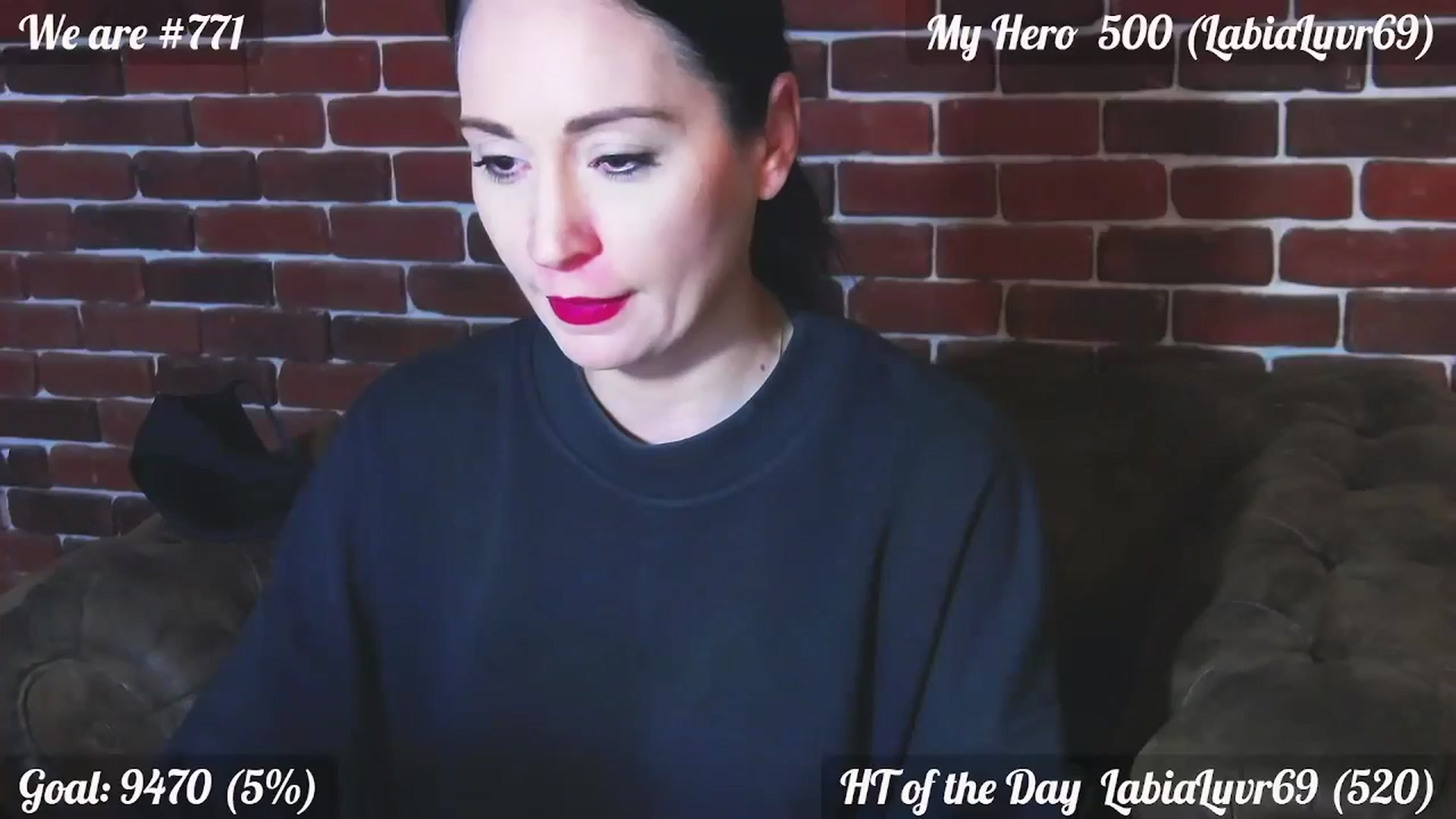 Gallery image thumbnail from QuinnieSmile's myfreecams stream on, 05/27/2024, 11:23 image 14 of 20