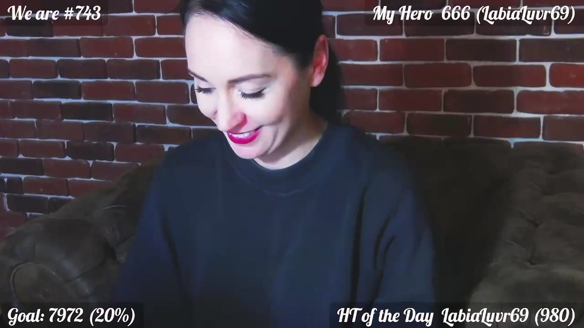 Gallery image thumbnail from QuinnieSmile's myfreecams stream on, 05/27/2024, 12:03 image 13 of 20