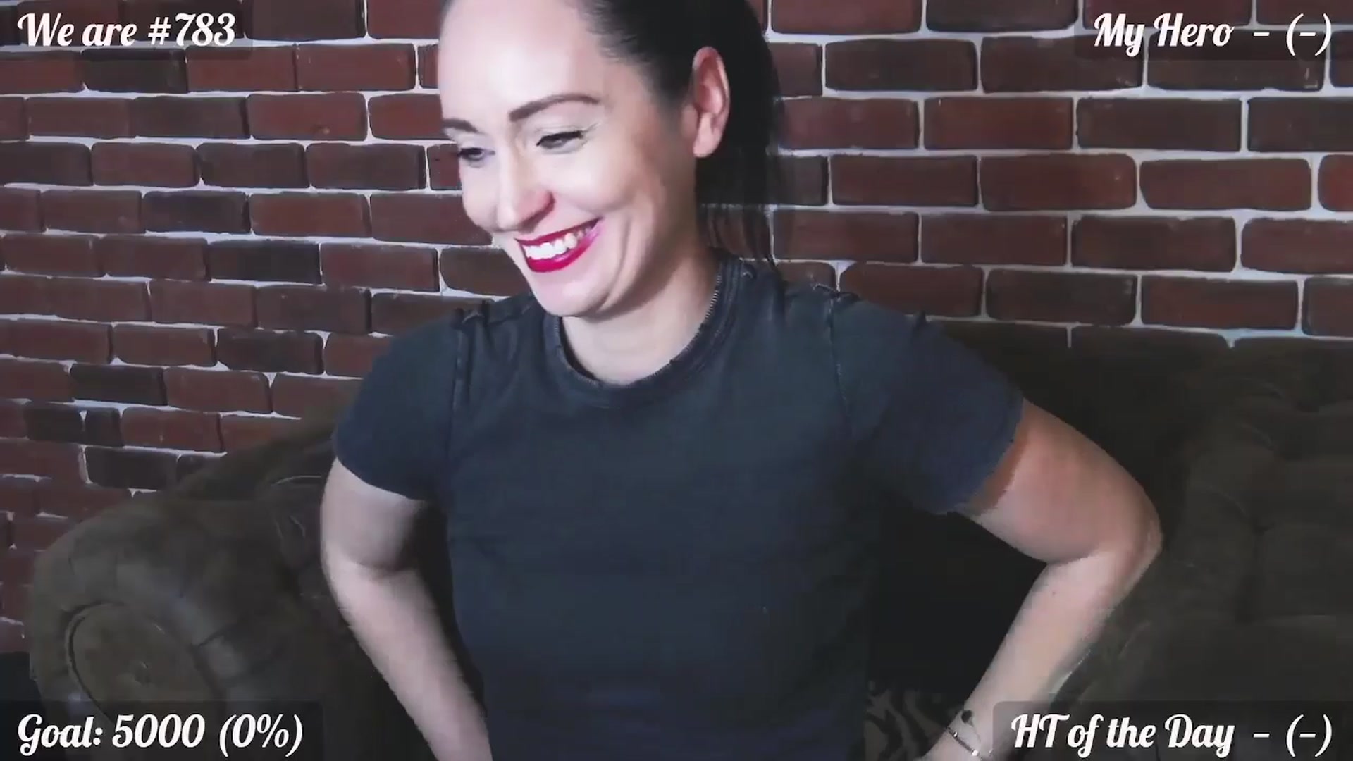 Gallery image thumbnail from QuinnieSmile's myfreecams stream on, 05/29/2024, 10:14 image 17 of 20