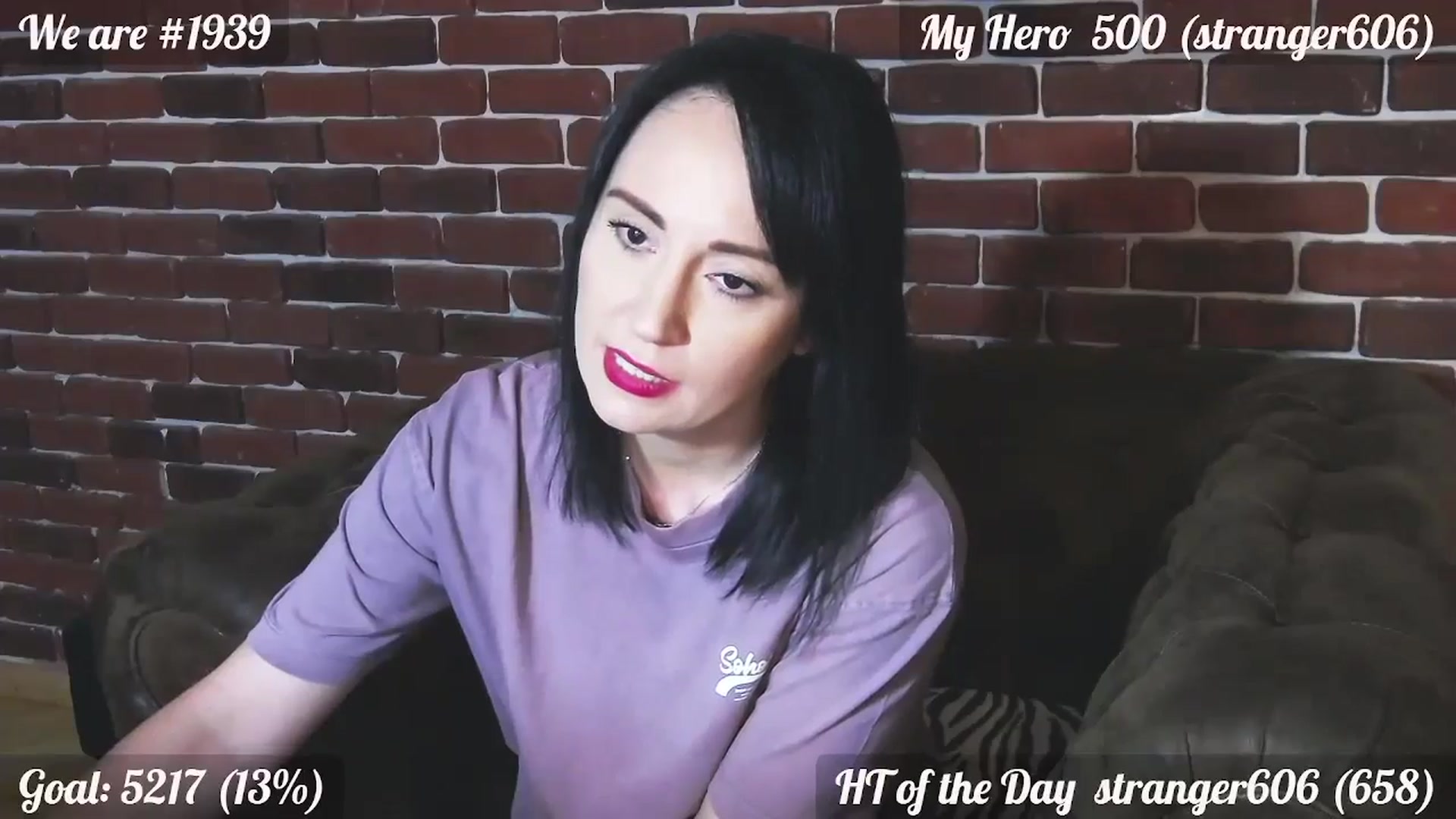 Gallery image thumbnail from QuinnieSmile's myfreecams stream on, 06/10/2024, 12:09 image 13 of 20