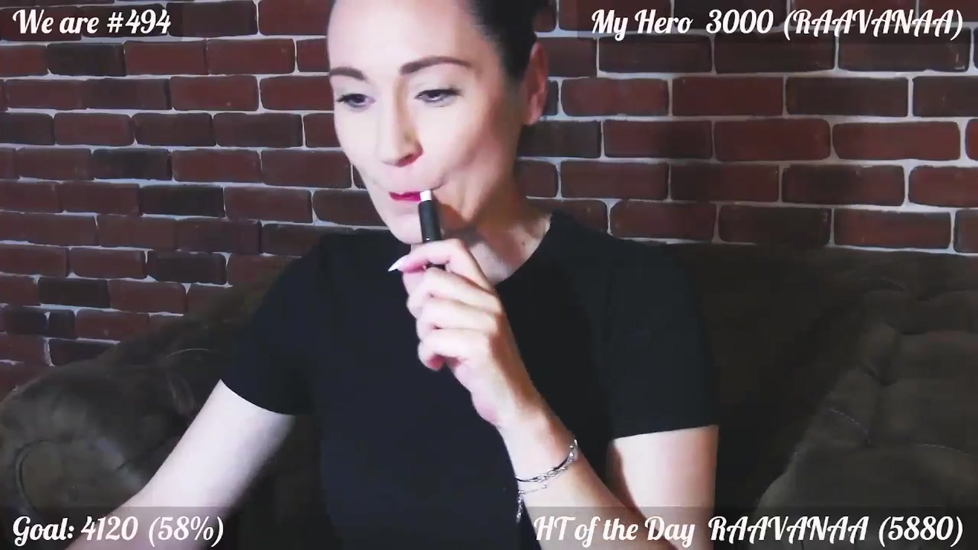 Gallery image thumbnail from QuinnieSmile's myfreecams stream on, 06/12/2024, 10:43 image 12 of 20