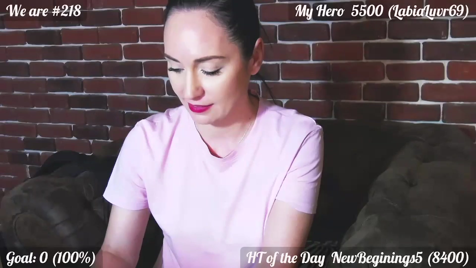 Gallery image thumbnail from QuinnieSmile's myfreecams stream on, 06/21/2024, 12:05 image 19 of 20