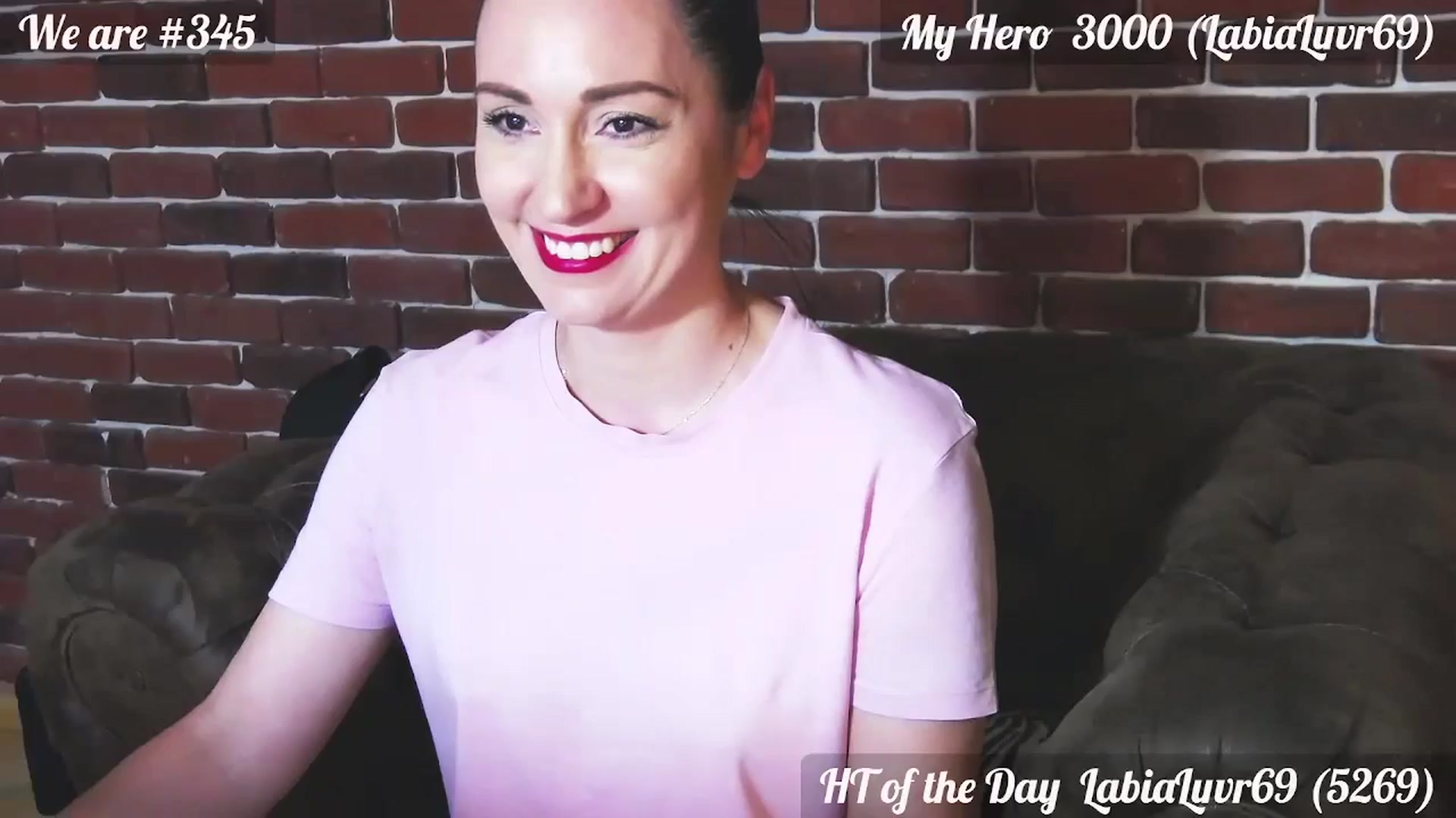 Gallery image thumbnail from QuinnieSmile's myfreecams stream on, 06/21/2024, 12:05 image 7 of 20