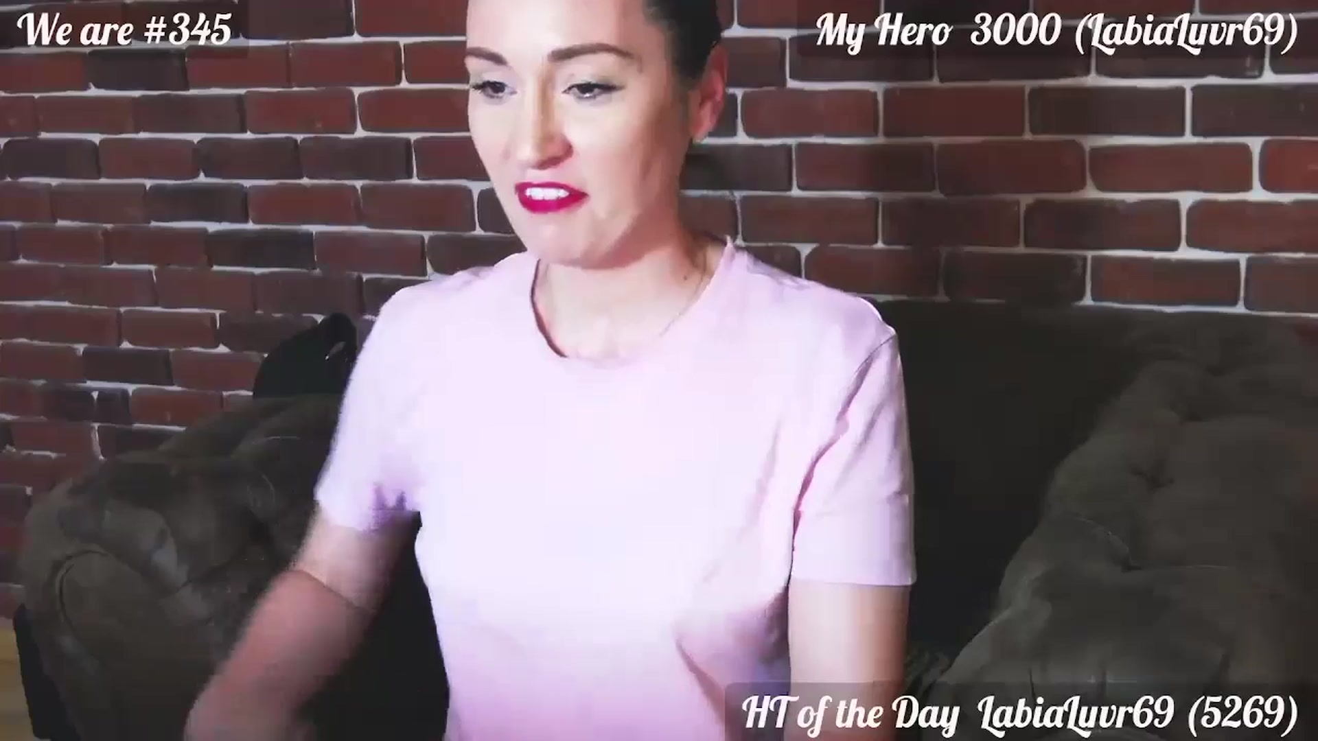 Gallery image thumbnail from QuinnieSmile's myfreecams stream on, 06/21/2024, 12:05 image 6 of 20