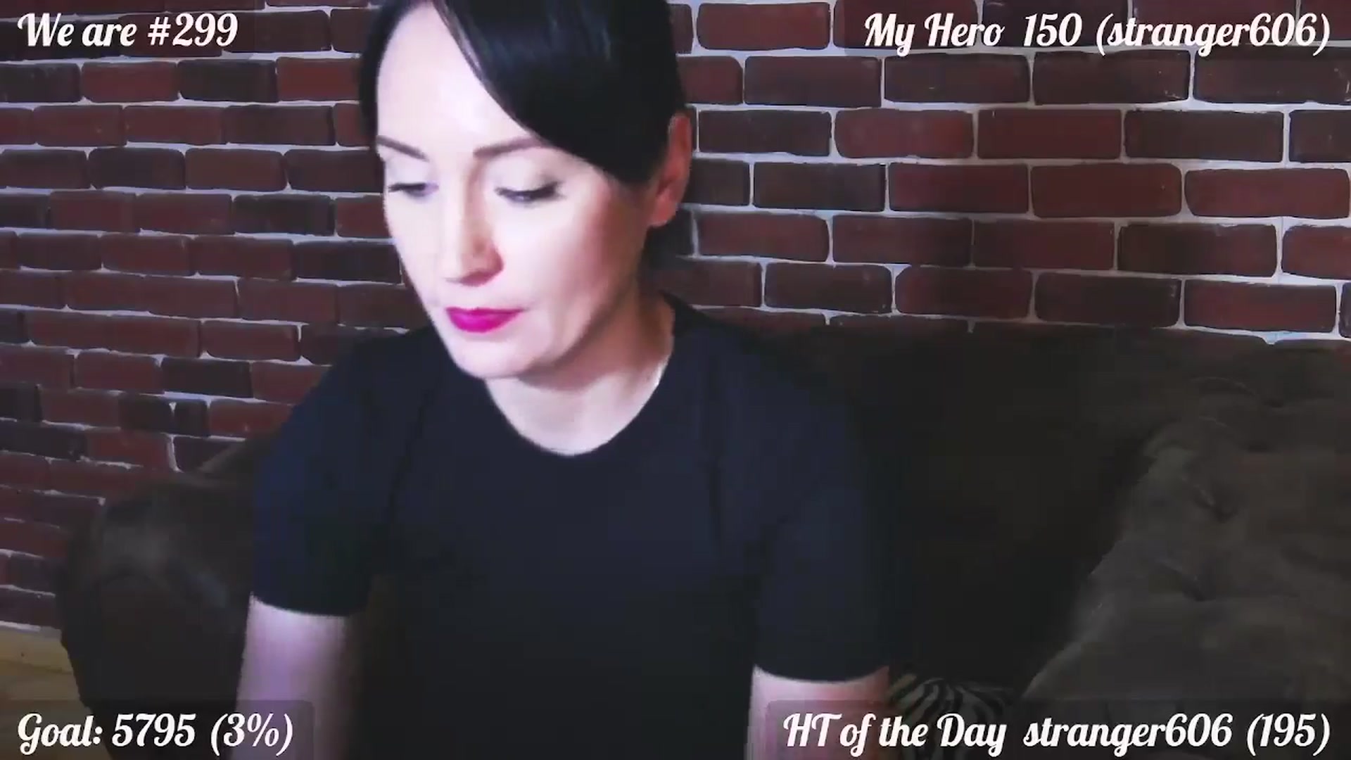 Gallery image thumbnail from QuinnieSmile's myfreecams stream on, 06/25/2024, 12:01 image 7 of 20