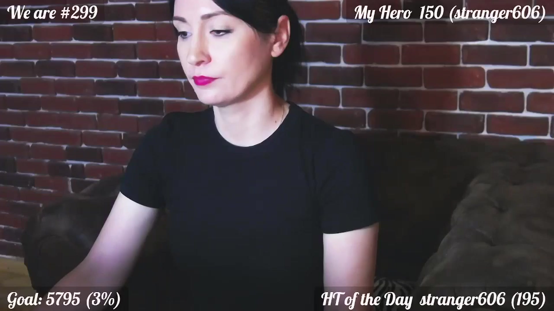 Gallery image thumbnail from QuinnieSmile's myfreecams stream on, 06/25/2024, 12:01 image 5 of 20