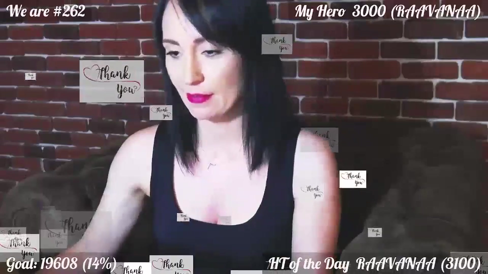 Gallery image thumbnail from QuinnieSmile's myfreecams stream on, 06/28/2024, 12:05 image 16 of 20