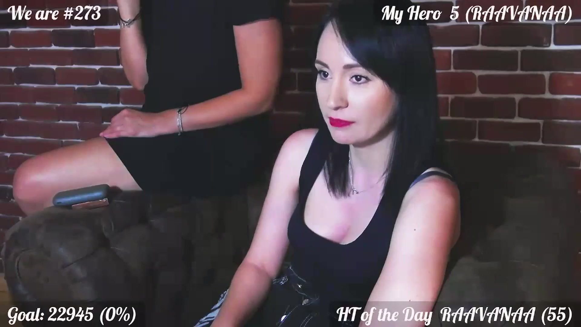 Gallery image thumbnail from QuinnieSmile's myfreecams stream on, 06/28/2024, 12:05 image 7 of 20