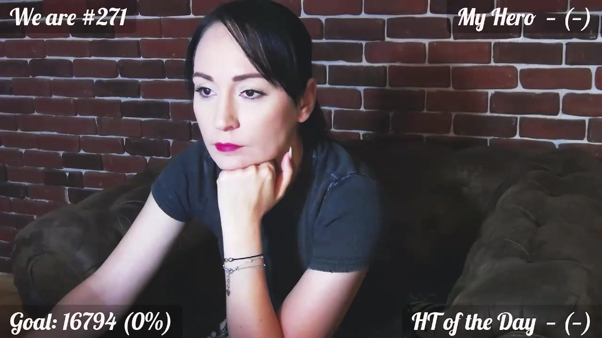 Gallery image thumbnail from QuinnieSmile's myfreecams stream on, 06/29/2024, 08:00 image 8 of 20