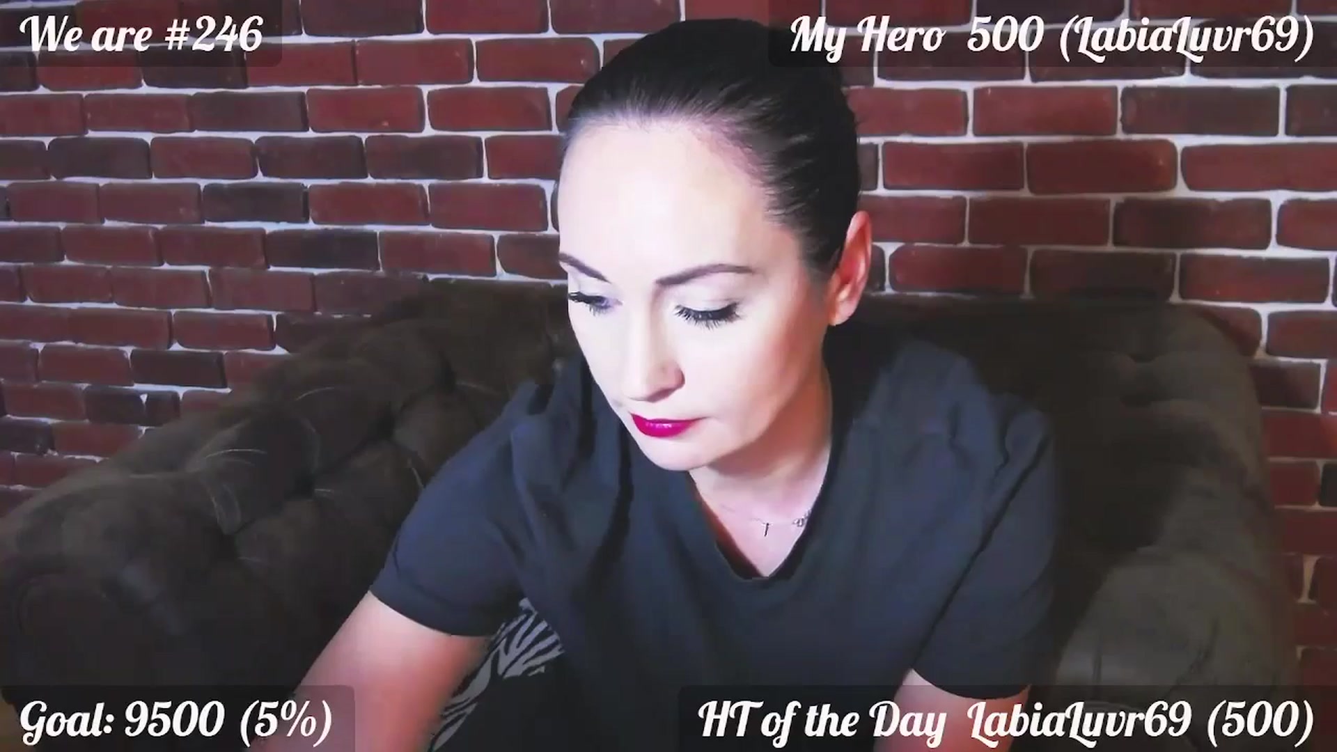 Gallery image thumbnail from QuinnieSmile's myfreecams stream on, 07/17/2024, 11:51 image 10 of 20