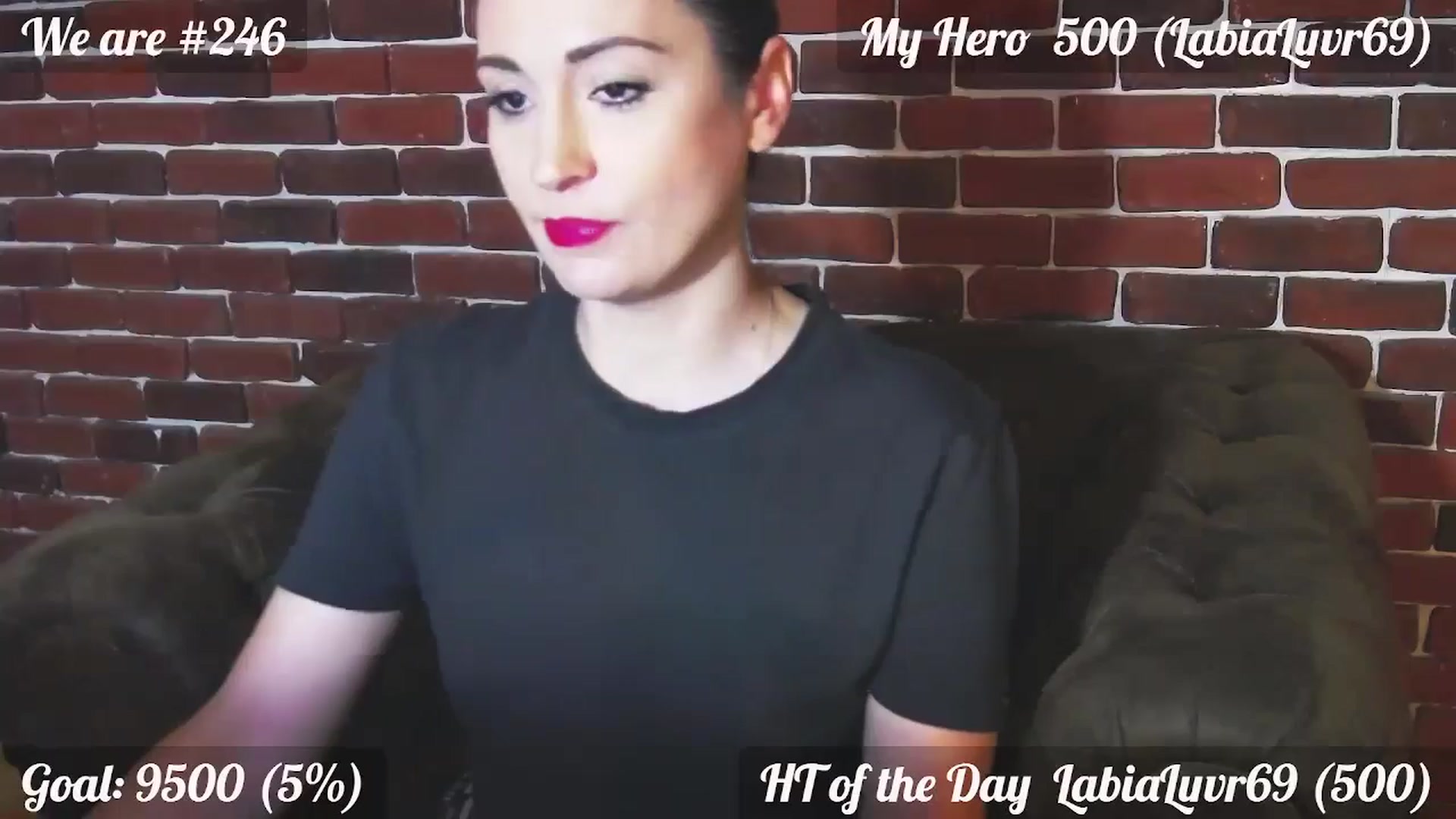 Gallery image thumbnail from QuinnieSmile's myfreecams stream on, 07/17/2024, 11:51 image 11 of 20