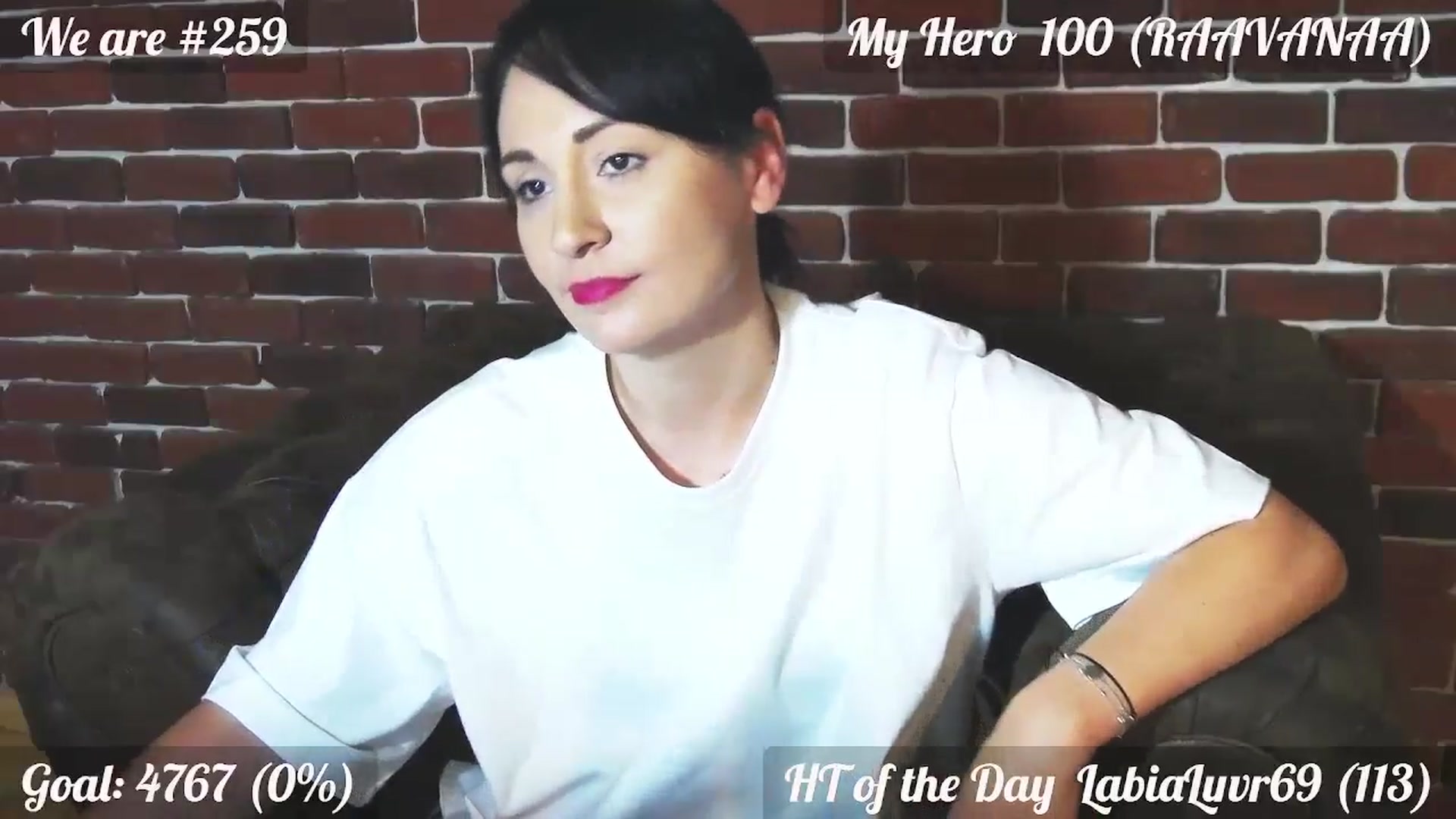 Gallery image thumbnail from QuinnieSmile's myfreecams stream on, 07/19/2024, 12:06 image 2 of 20