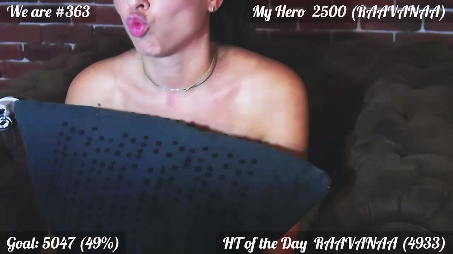 Gallery image thumbnail from QuinnieSmile's myfreecams stream on, 07/25/2024, 12:08 image 9 of 20
