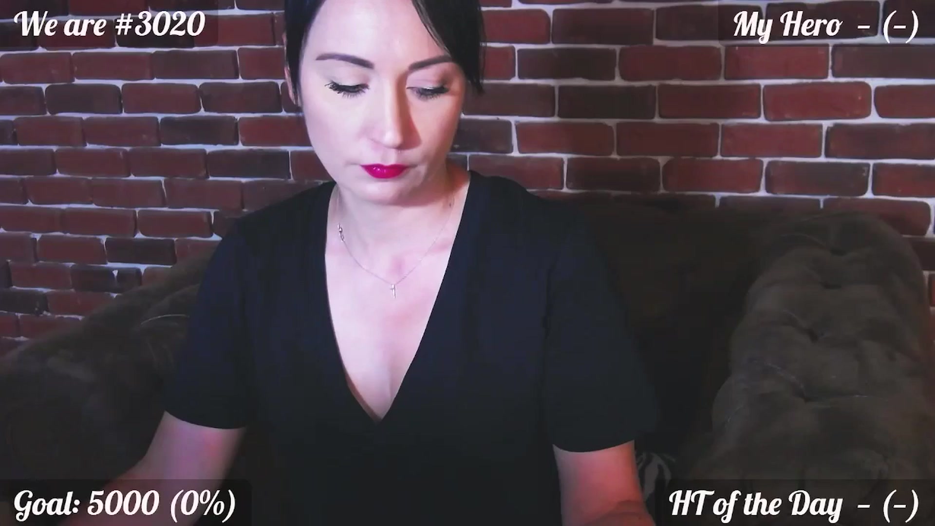 Gallery image thumbnail from QuinnieSmile's myfreecams stream on, 08/16/2024, 12:05 image 5 of 20