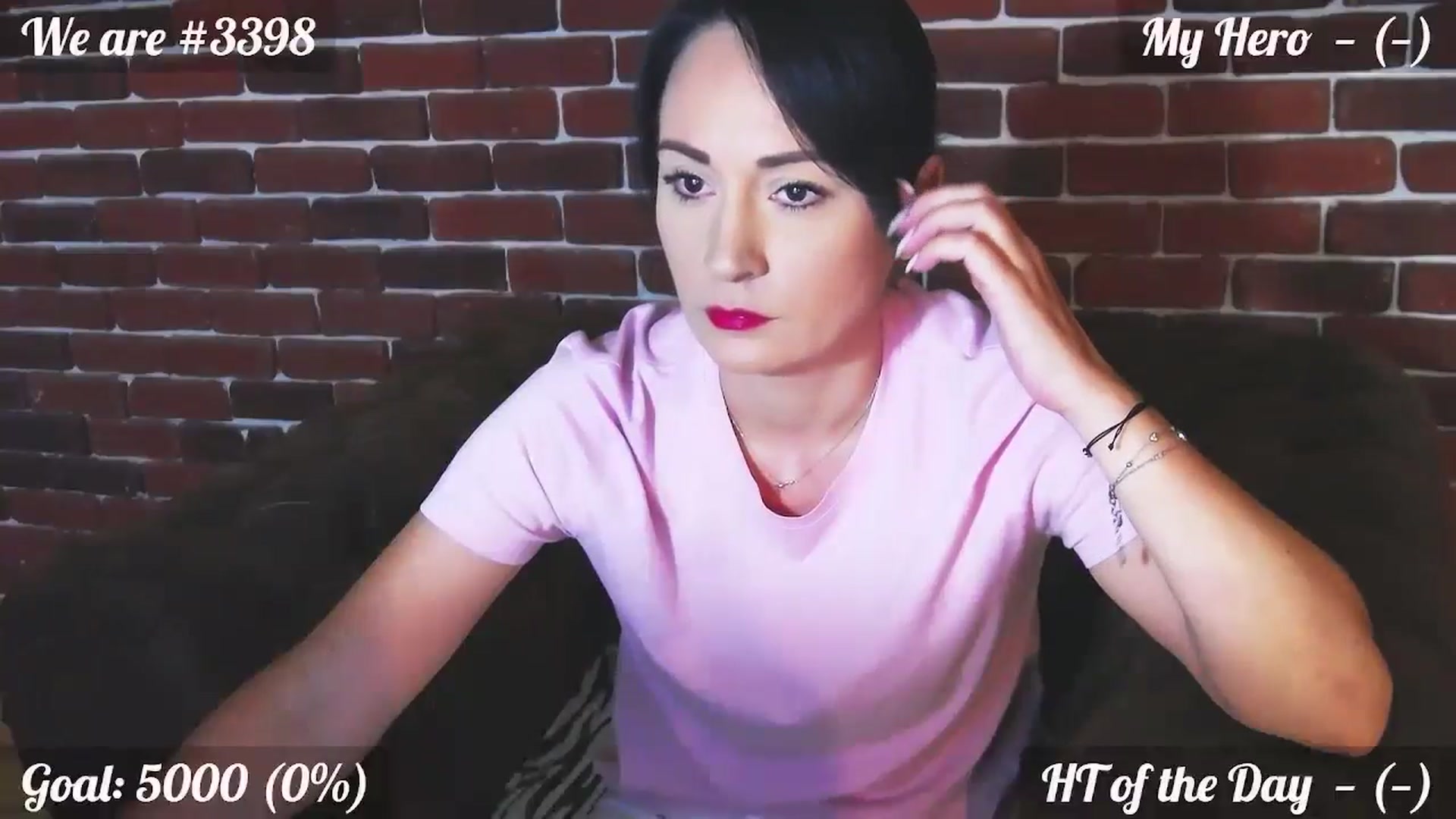 Gallery image thumbnail from QuinnieSmile's myfreecams stream on, 08/20/2024, 07:09 image 3 of 20