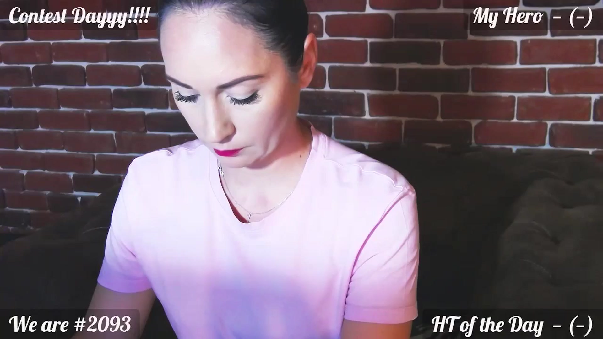 Gallery image thumbnail from QuinnieSmile's myfreecams stream on, 08/23/2024, 07:10 image 1 of 20