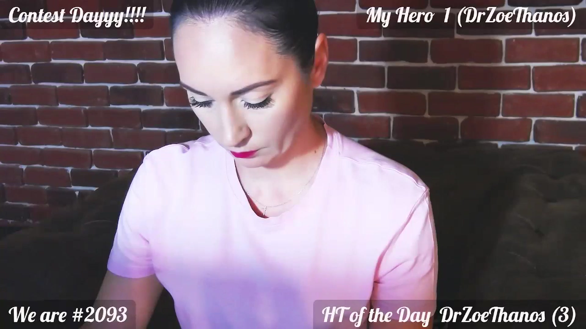Gallery image thumbnail from QuinnieSmile's myfreecams stream on, 08/23/2024, 07:10 image 8 of 20