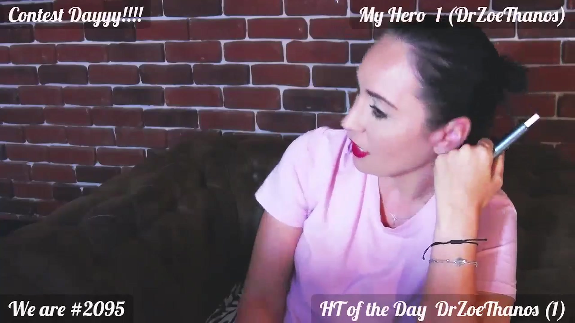 Gallery image thumbnail from QuinnieSmile's myfreecams stream on, 08/23/2024, 10:13 image 6 of 20