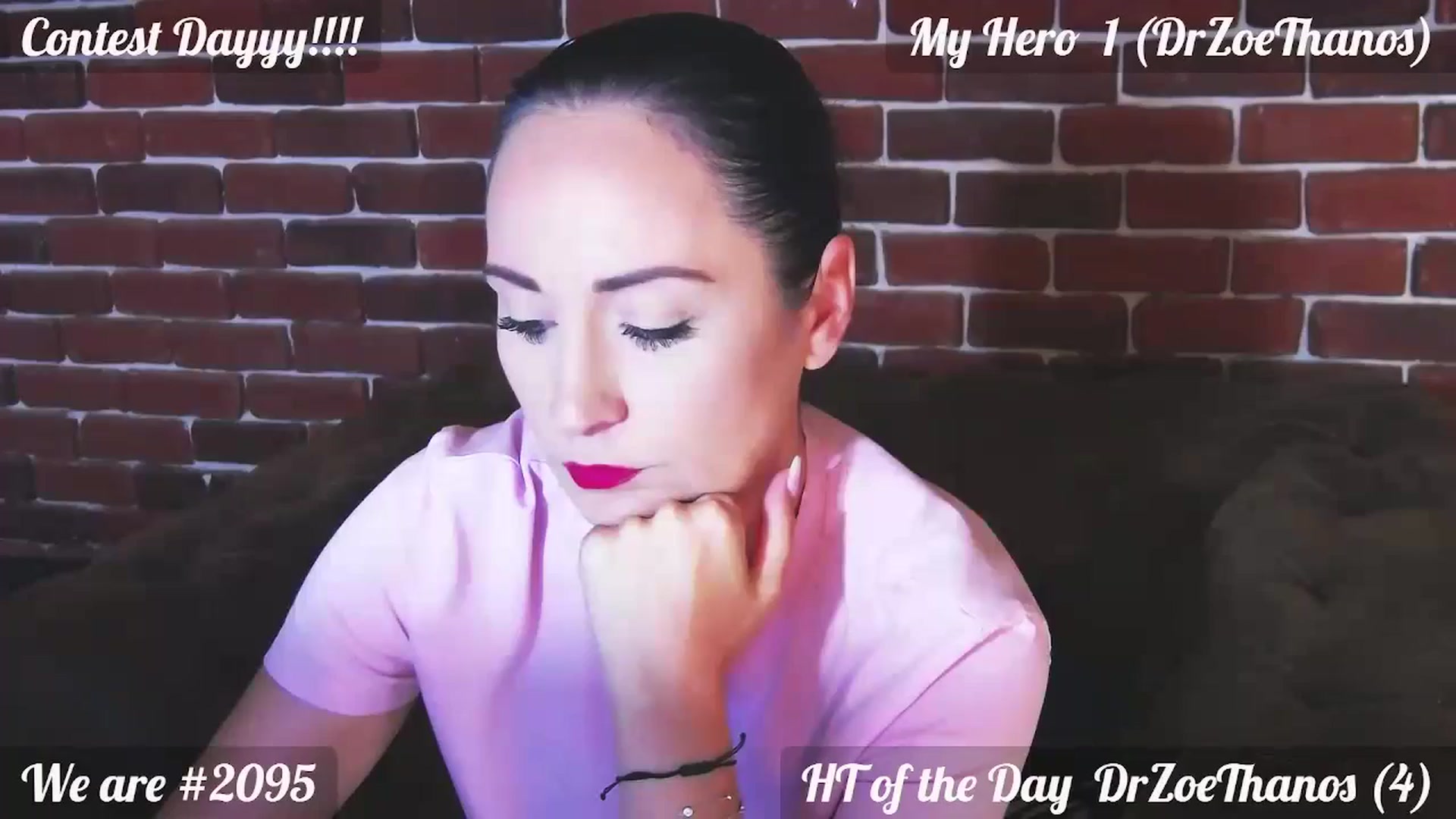 Gallery image thumbnail from QuinnieSmile's myfreecams stream on, 08/23/2024, 12:23 image 2 of 20