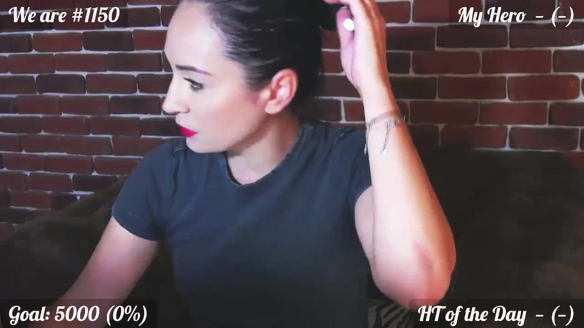 Gallery image thumbnail from QuinnieSmile's myfreecams stream on, 08/29/2024, 10:42 image 11 of 20