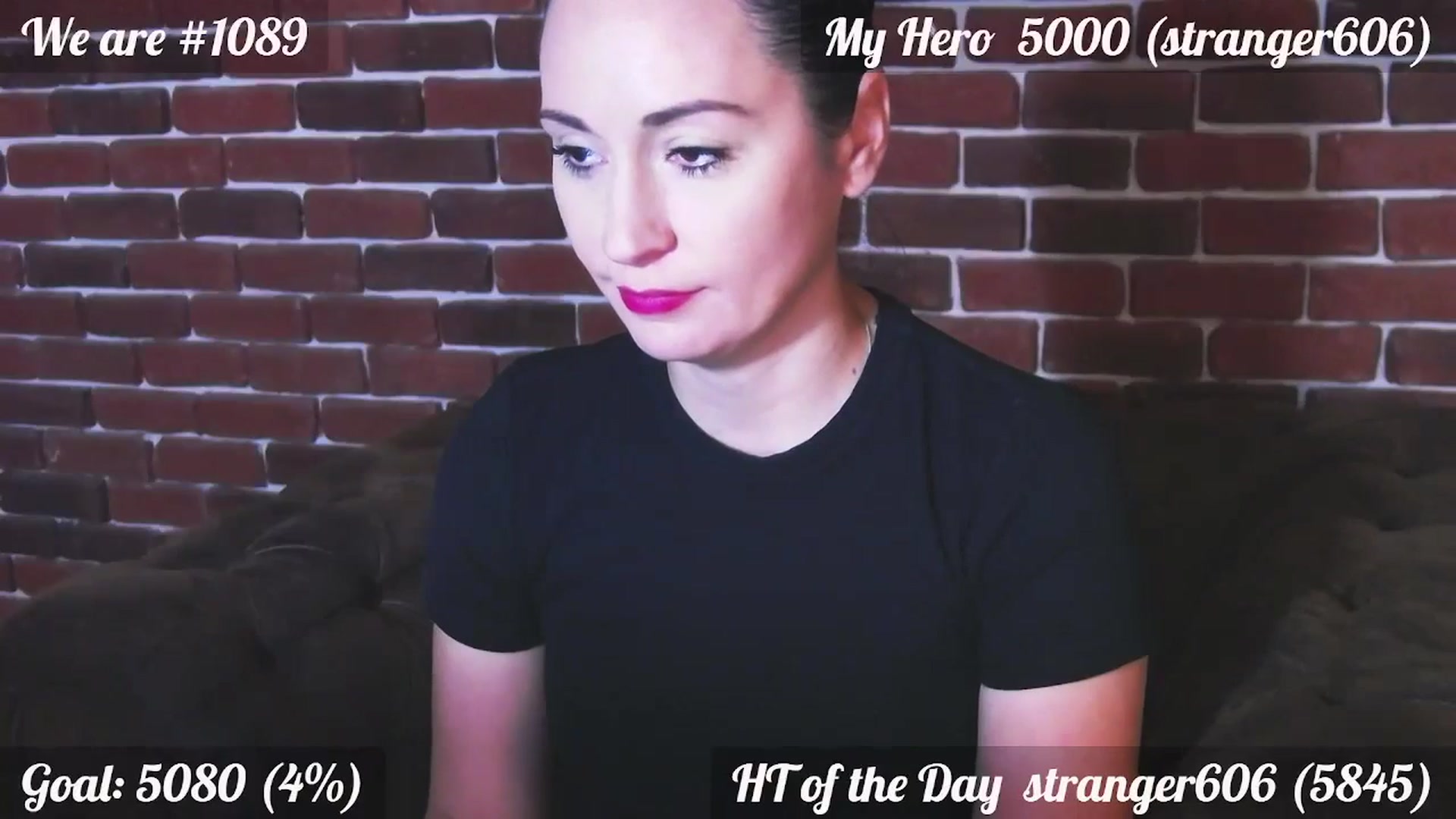 Gallery image thumbnail from QuinnieSmile's myfreecams stream on, 08/31/2024, 07:32 image 17 of 20
