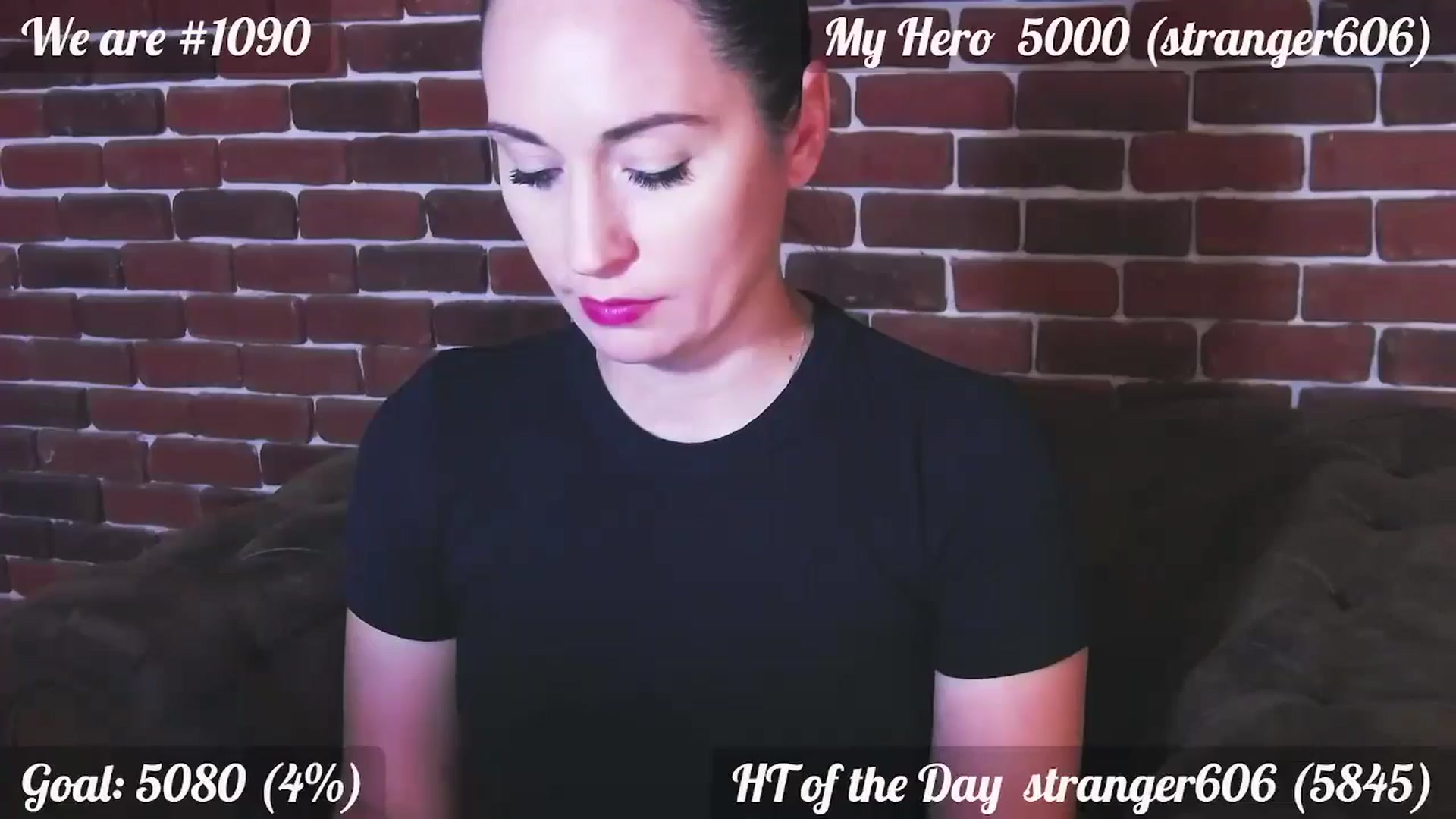 Gallery image thumbnail from QuinnieSmile's myfreecams stream on, 08/31/2024, 10:00 image 18 of 20
