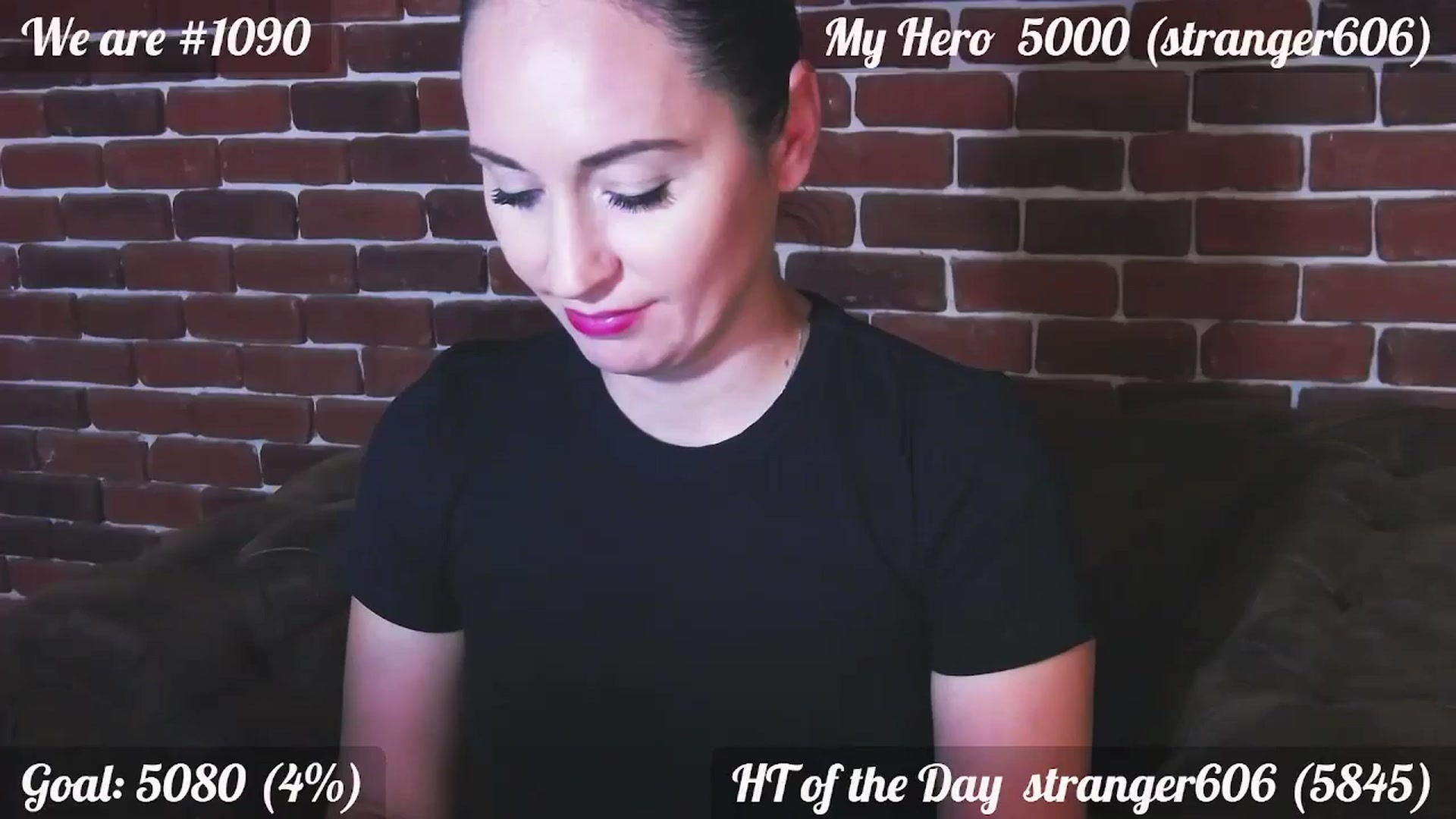 Gallery image thumbnail from QuinnieSmile's myfreecams stream on, 08/31/2024, 10:00 image 15 of 20