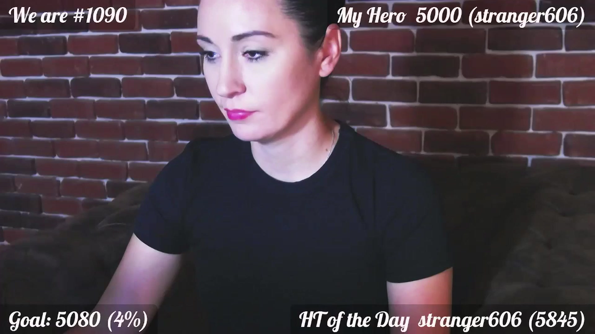 Gallery image thumbnail from QuinnieSmile's myfreecams stream on, 08/31/2024, 10:00 image 16 of 20