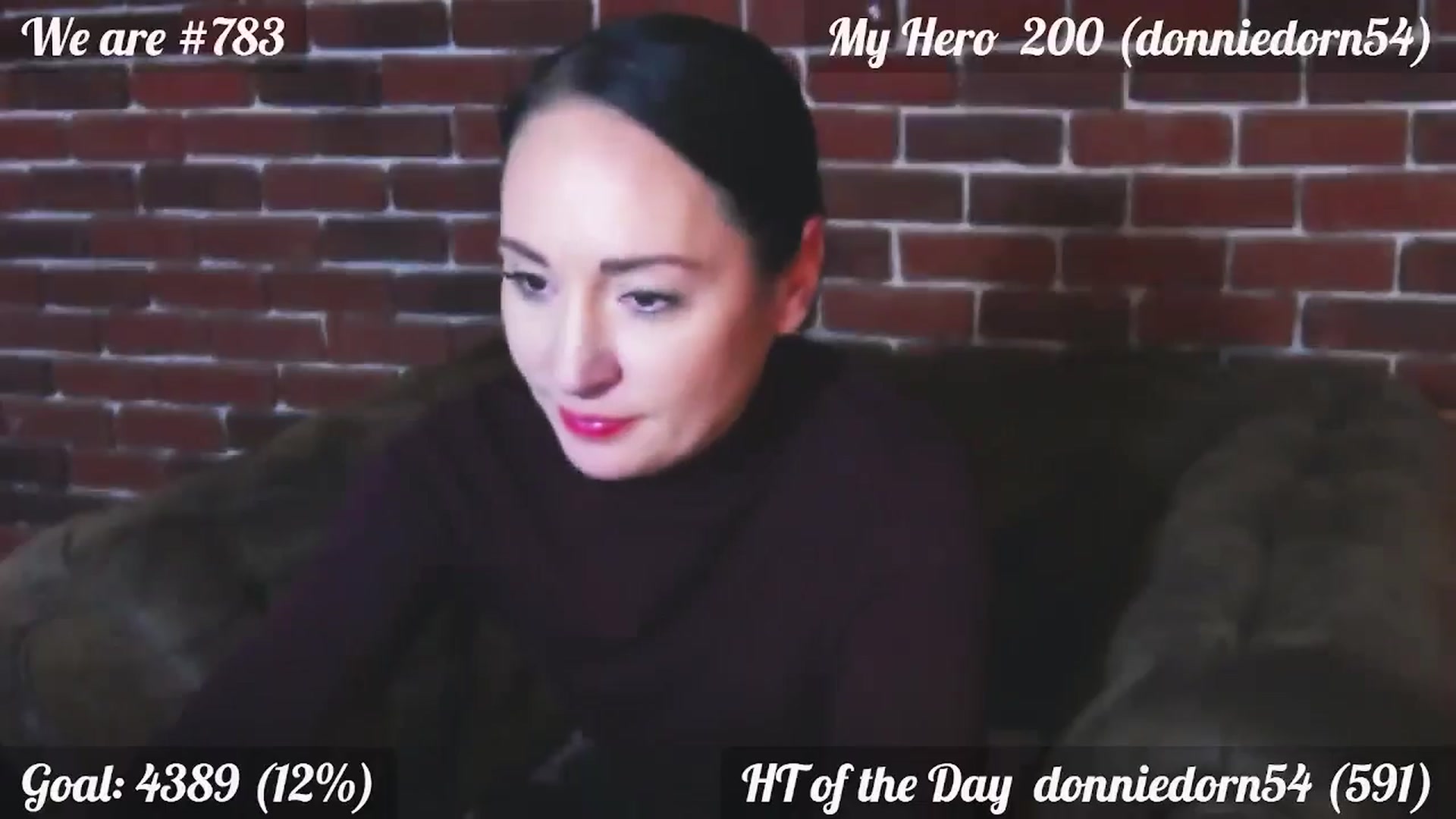 Gallery image thumbnail from QuinnieSmile's myfreecams stream on, 10/17/2024, 12:05 image 16 of 20