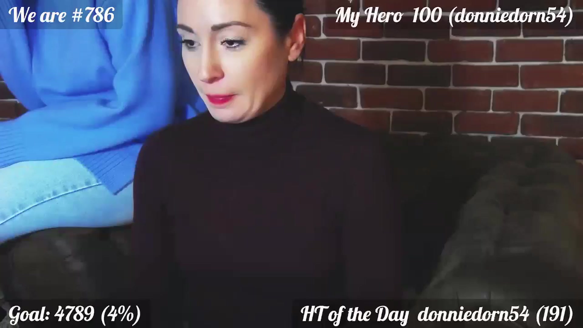 Gallery image thumbnail from QuinnieSmile's myfreecams stream on, 10/17/2024, 12:05 image 12 of 20