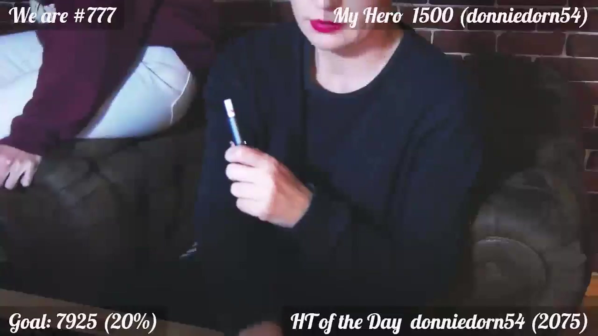 Gallery image thumbnail from QuinnieSmile's myfreecams stream on, 10/31/2024, 11:51 image 11 of 20
