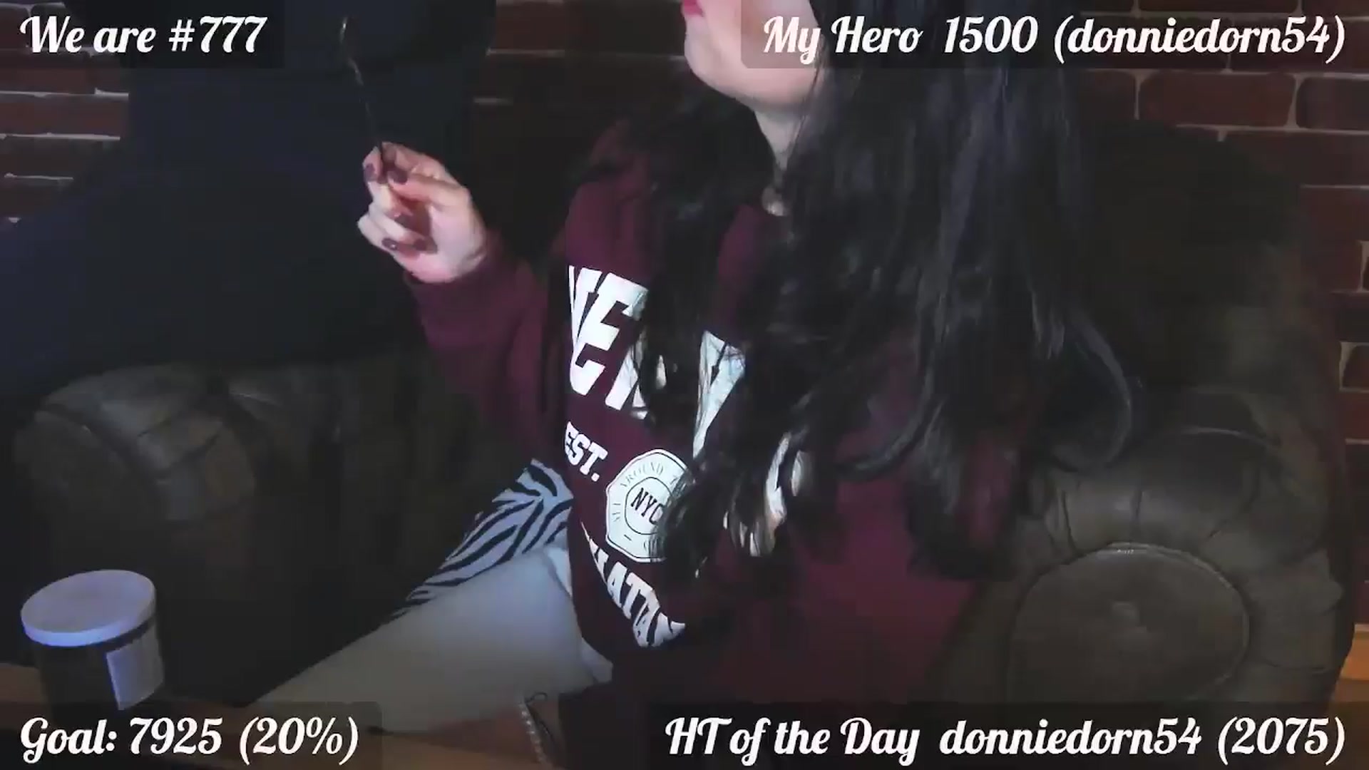 Gallery image thumbnail from QuinnieSmile's myfreecams stream on, 10/31/2024, 11:51 image 10 of 20