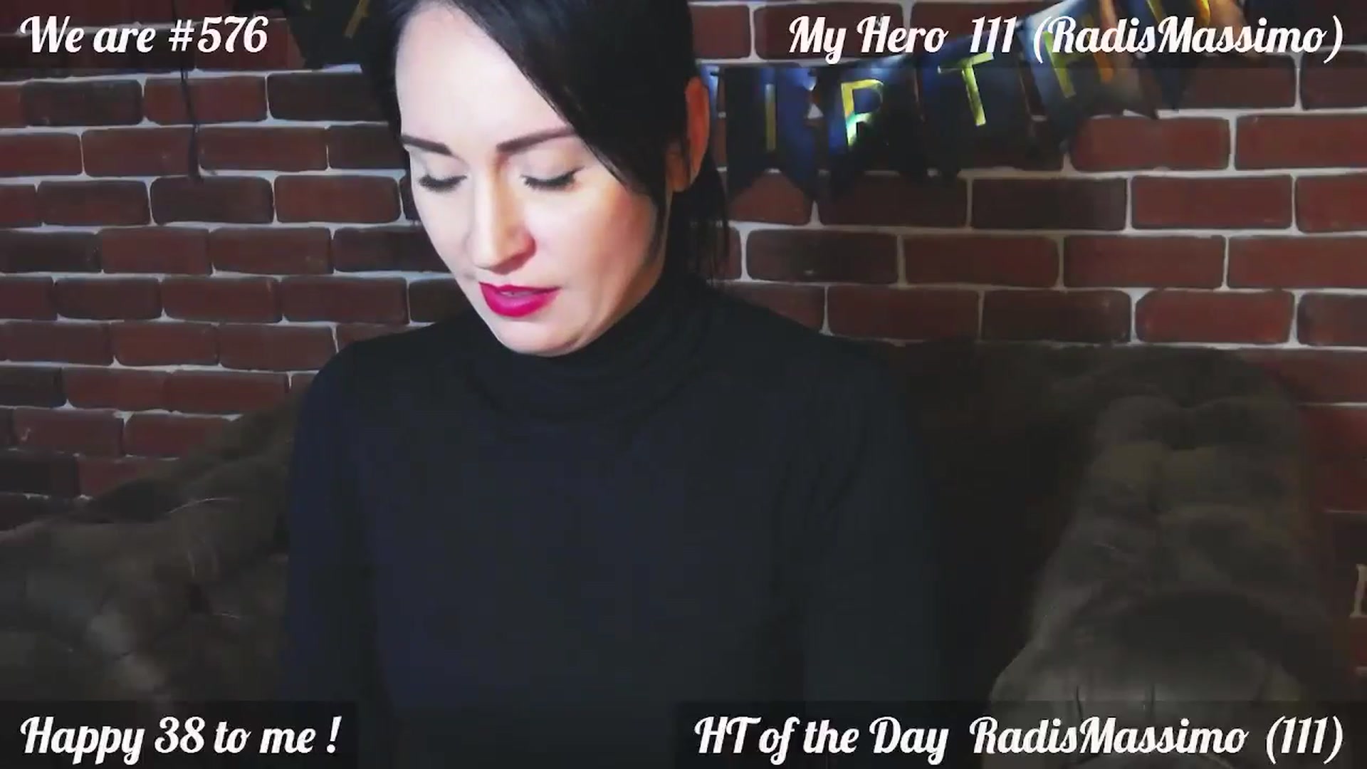 Gallery image thumbnail from QuinnieSmile's myfreecams stream on, 11/15/2024, 13:28 image 2 of 20