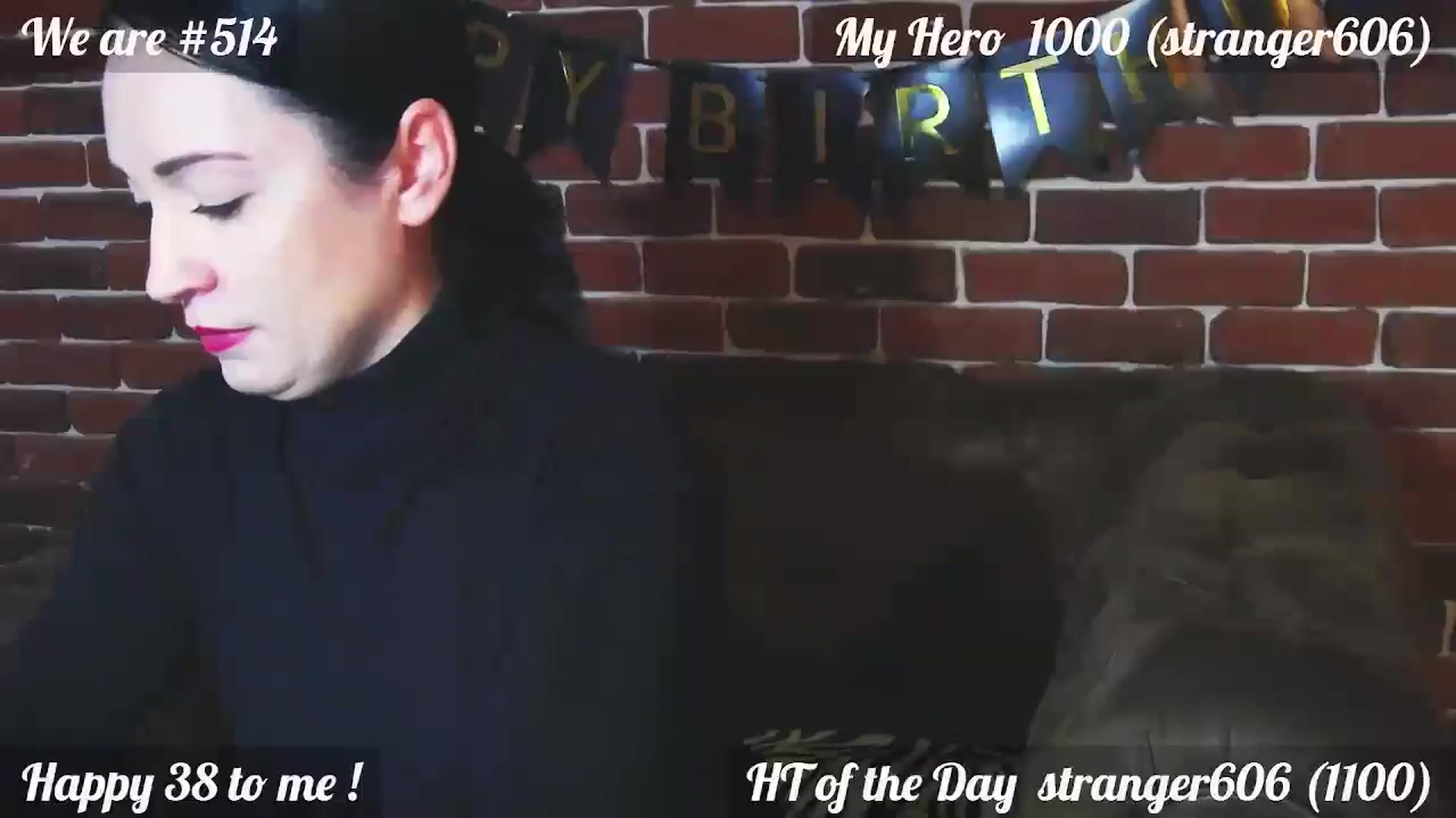 Gallery image thumbnail from QuinnieSmile's myfreecams stream on, 11/15/2024, 13:28 image 20 of 20