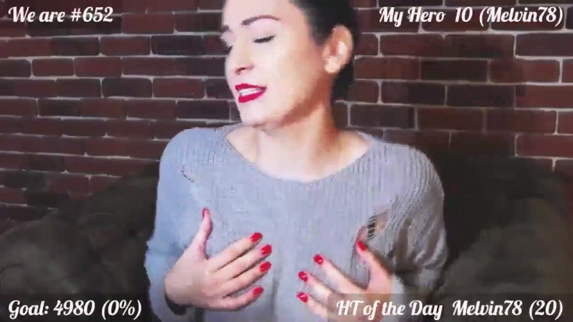Gallery image thumbnail from QuinnieSmile's myfreecams stream on, 11/18/2024, 08:11 image 4 of 20