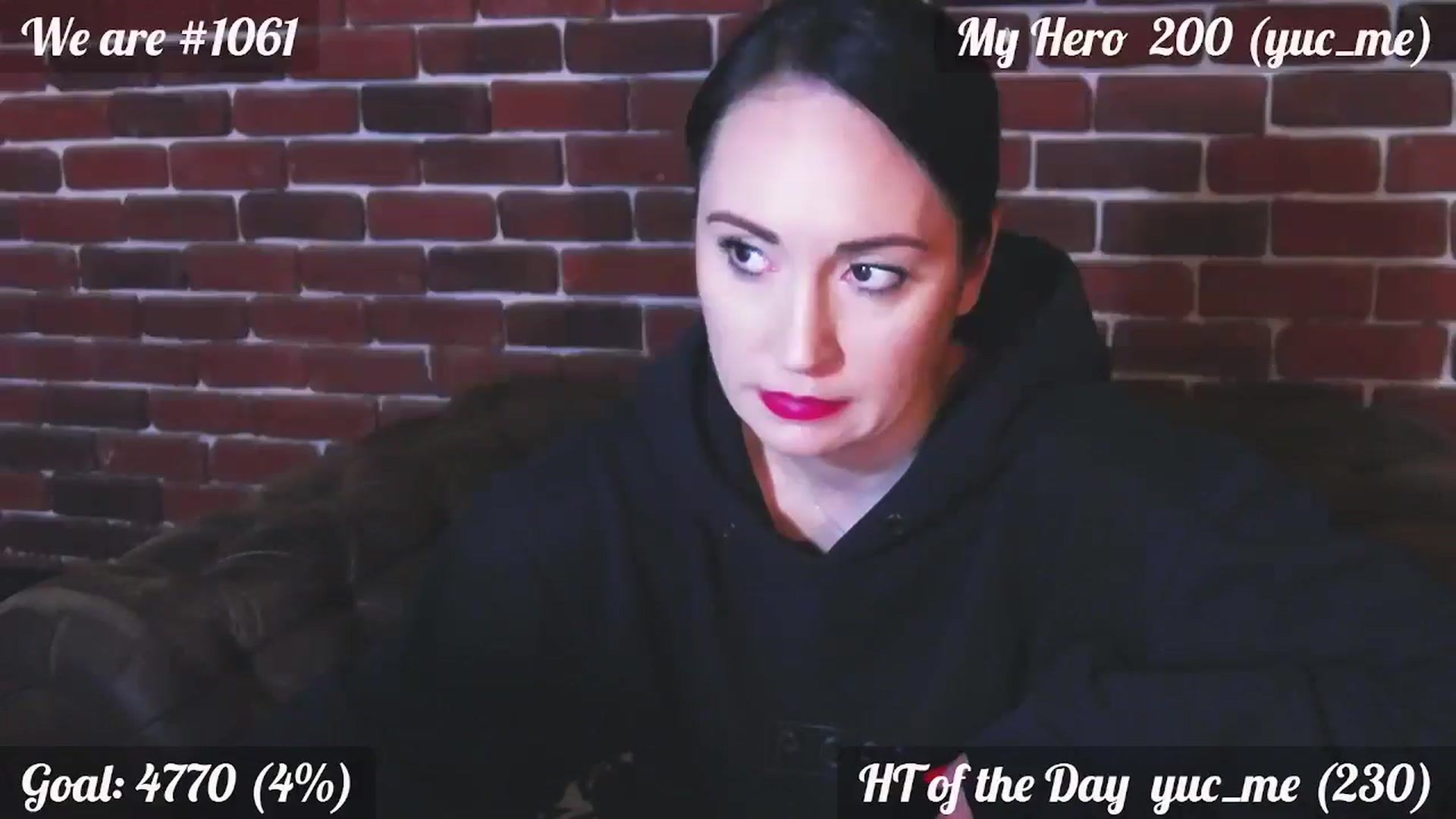 Gallery image thumbnail from QuinnieSmile's myfreecams stream on, 11/28/2024, 10:34 image 14 of 20